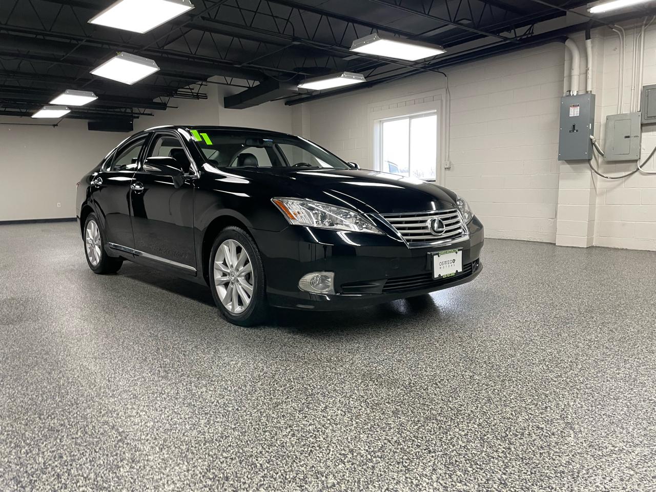 Lexus ES 350 Sedan 2011