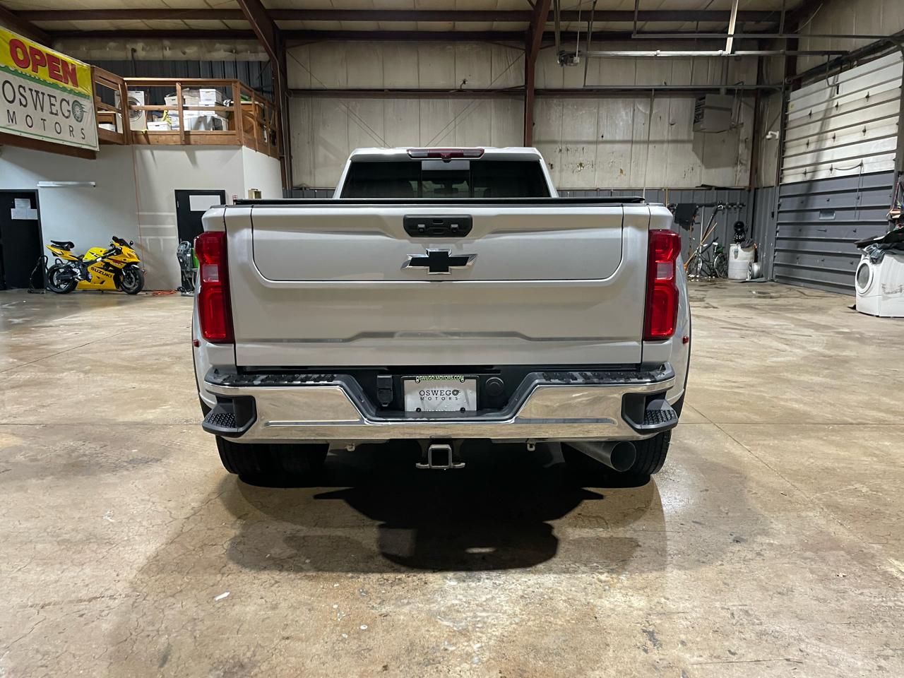 Chevrolet Silverado 3500HD LT Crew Cab 4WD 2022