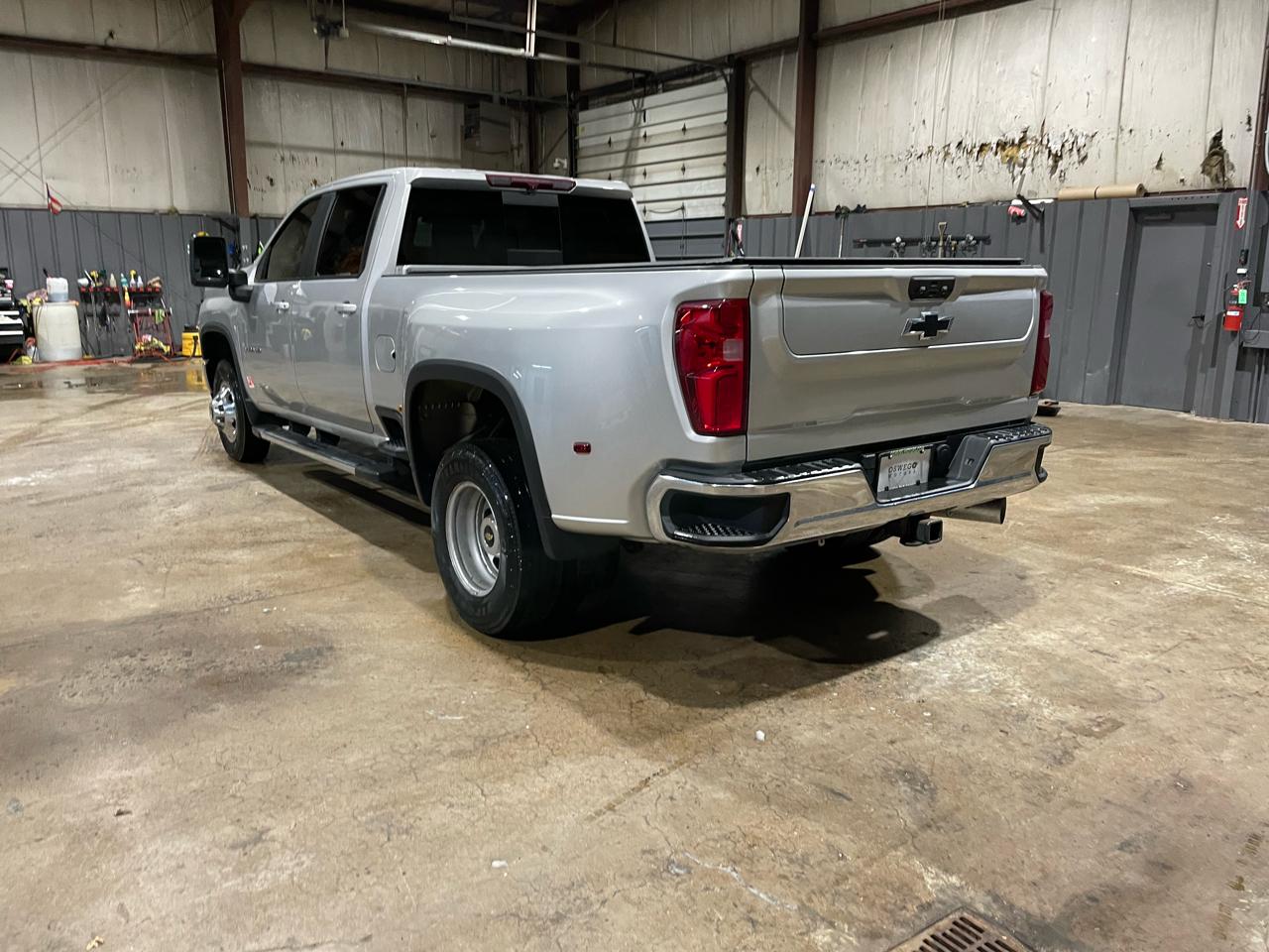 Chevrolet Silverado 3500HD LT Crew Cab 4WD 2022