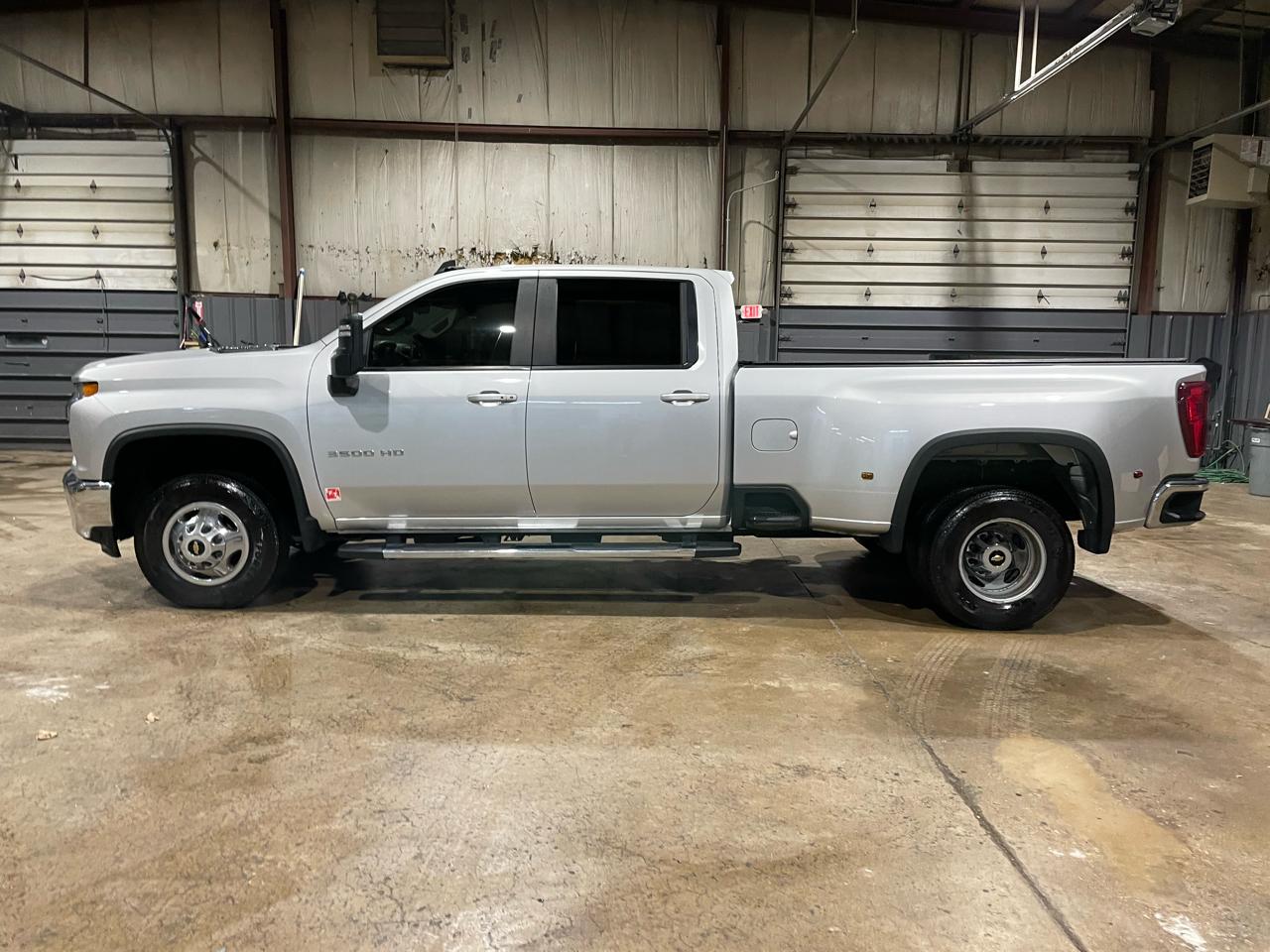Chevrolet Silverado 3500HD LT Crew Cab 4WD 2022