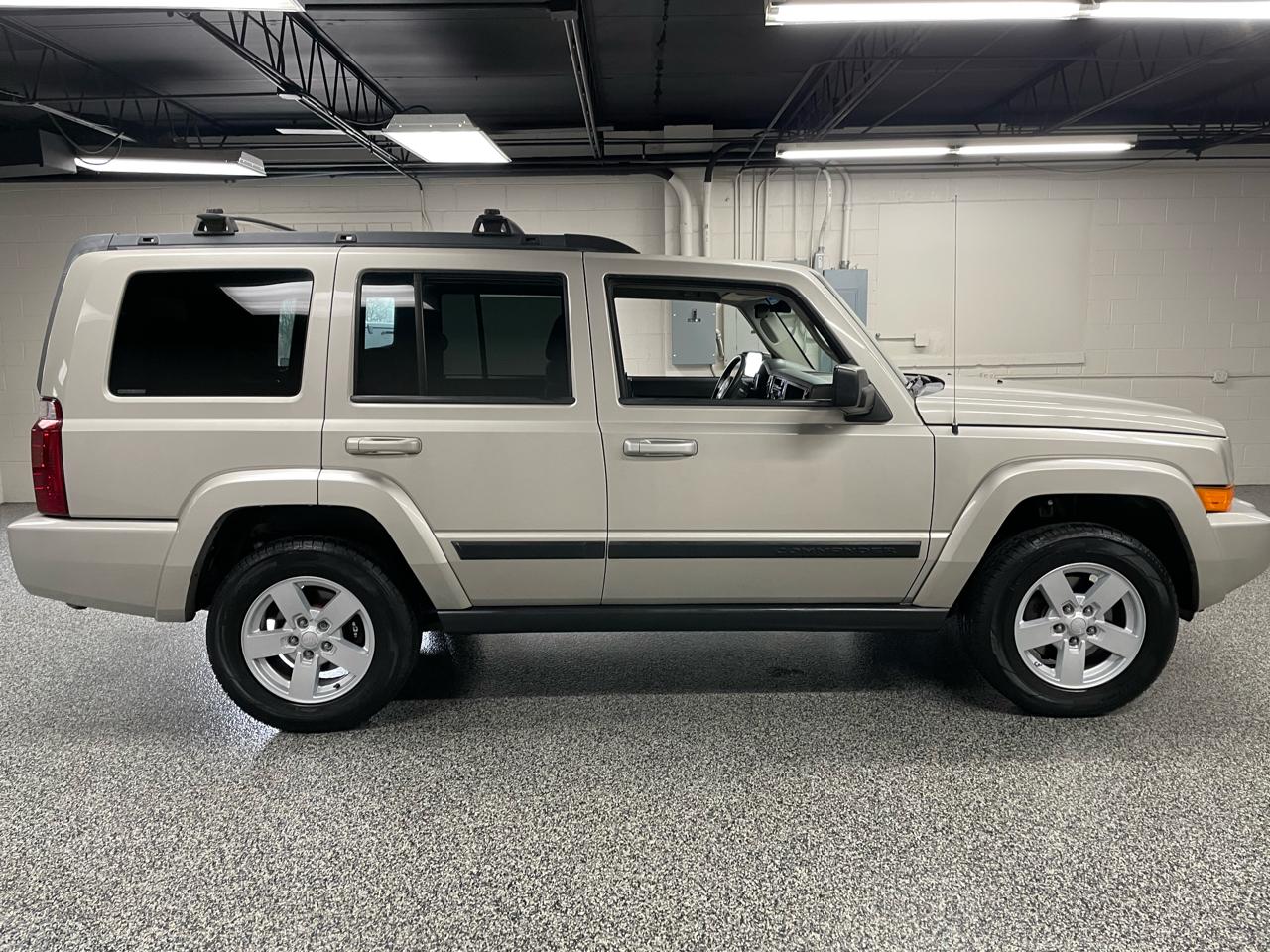 Jeep Commander Sport 4WD 2007