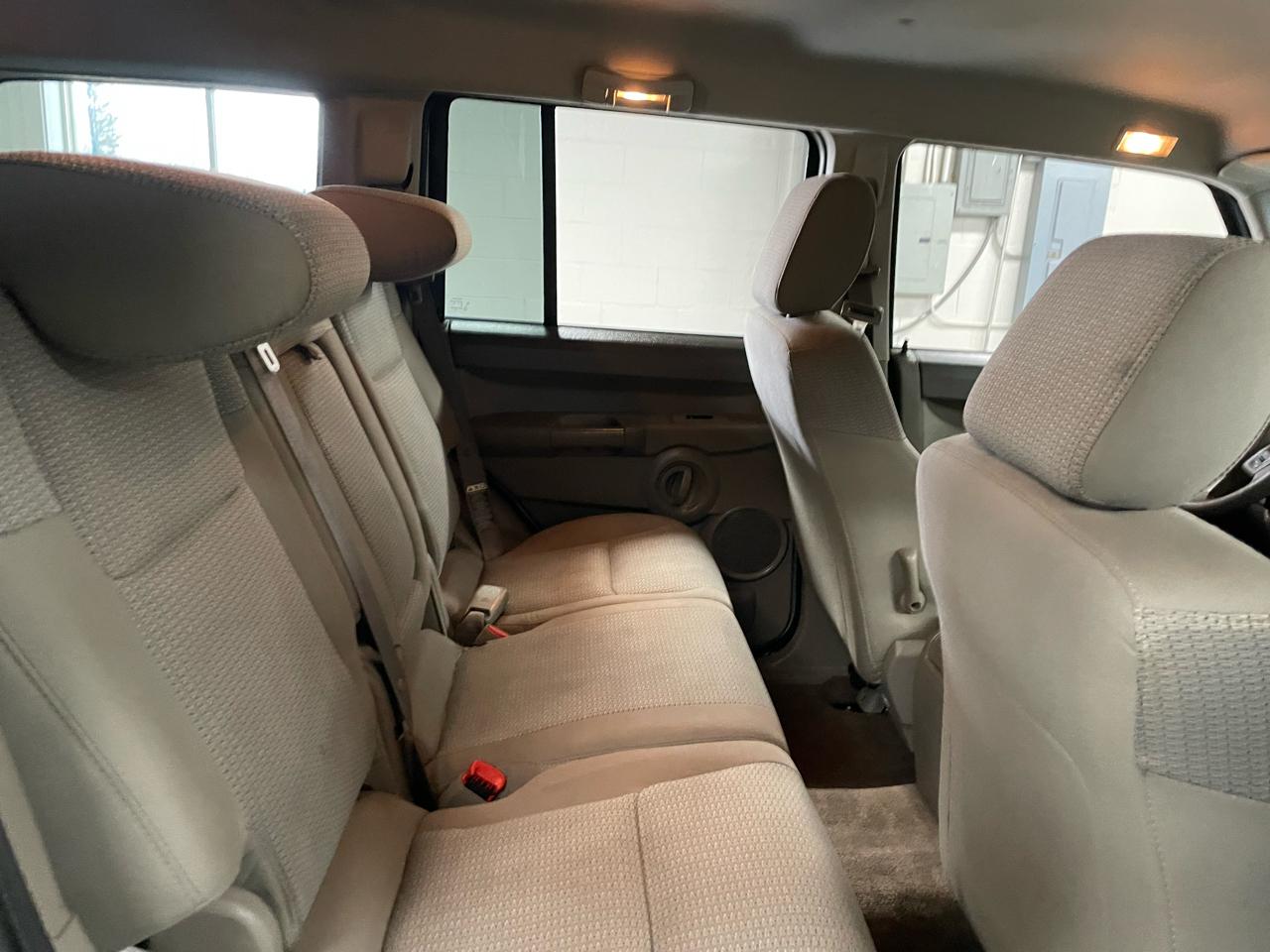 Jeep Commander Sport 4WD 2007