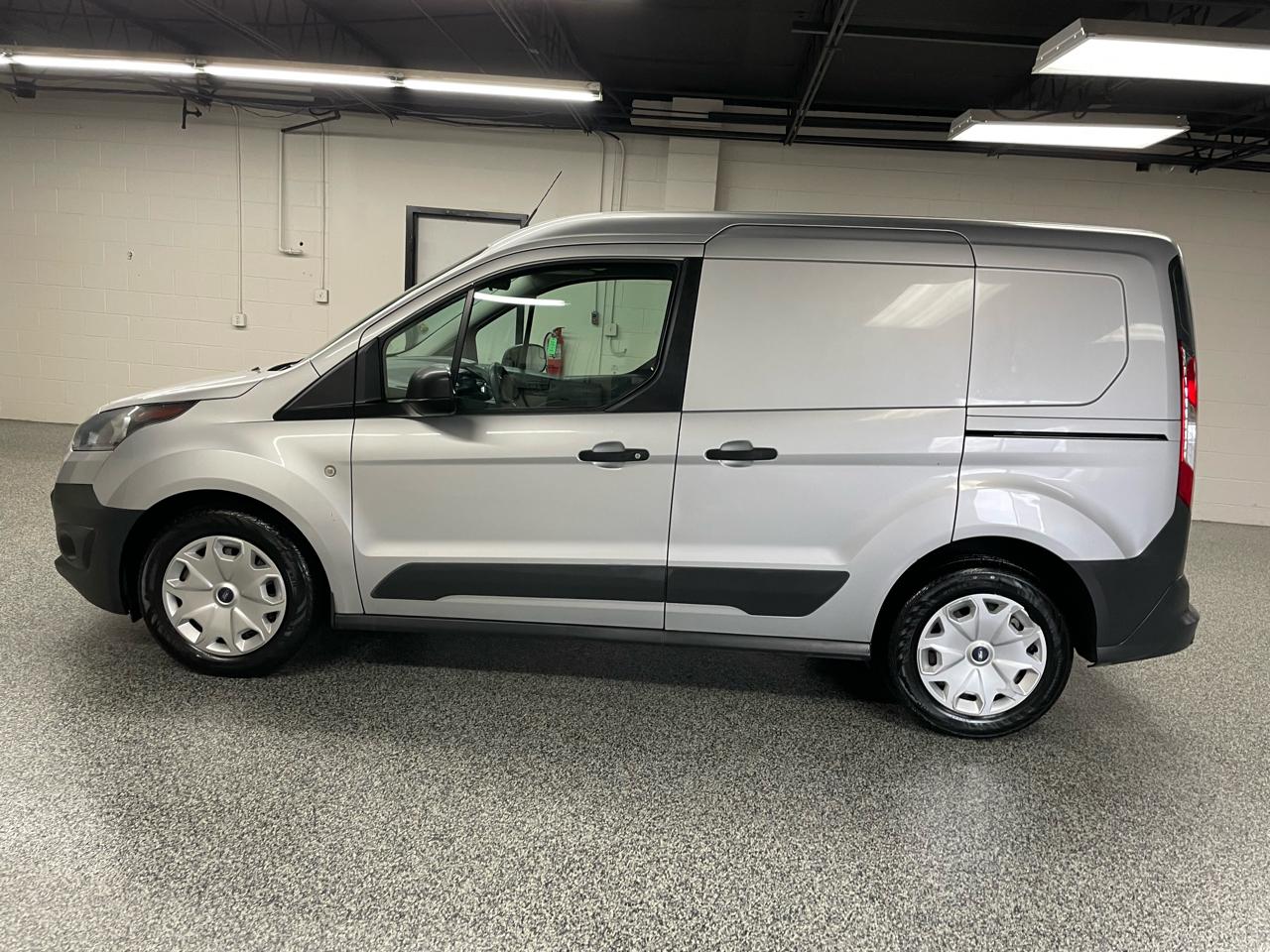 Ford Transit Connect Cargo Van XL SWB w/Rear Liftgate 2016