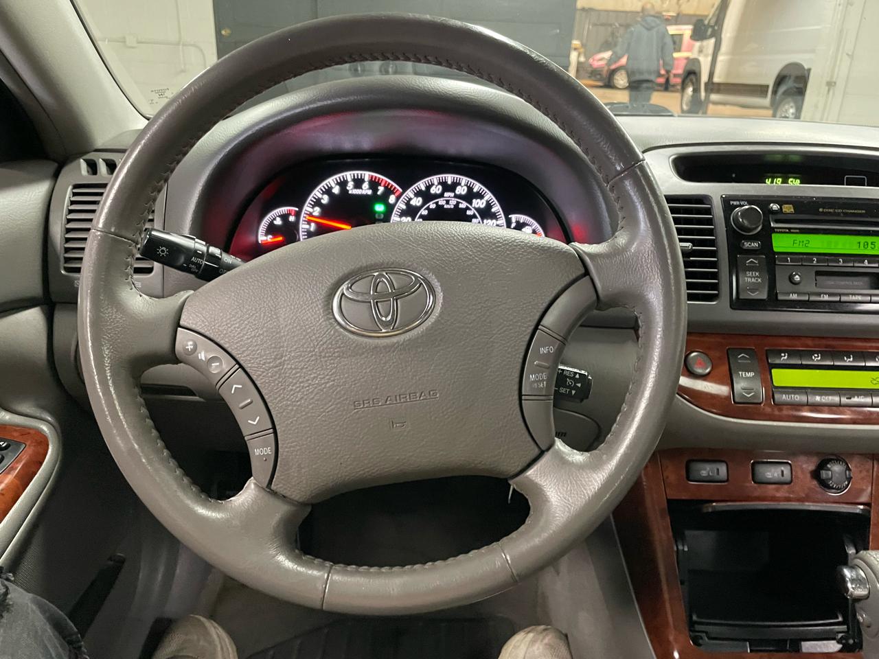 Toyota Camry XLE 4D Sedan V6 2005