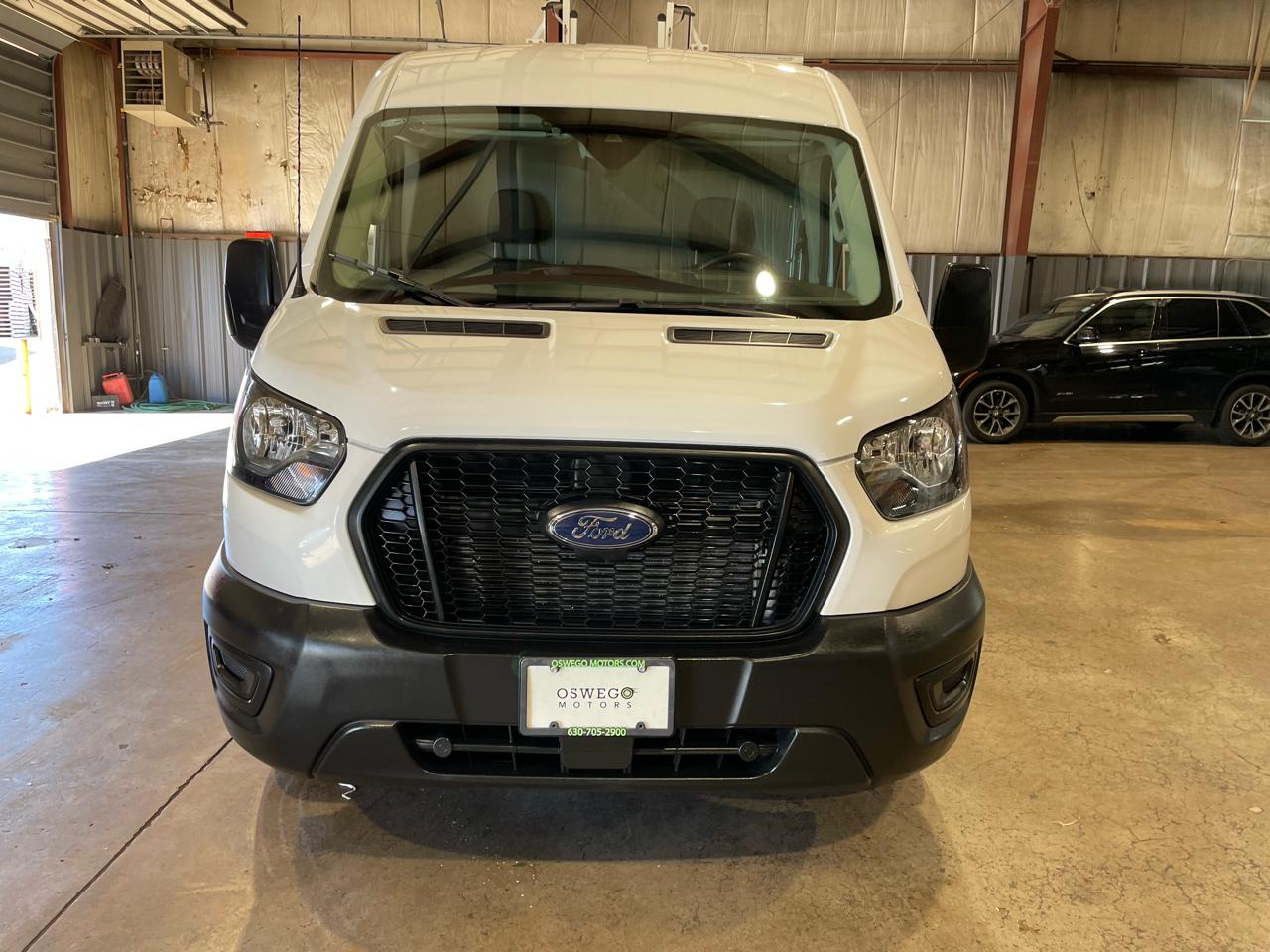 Ford Transit 250 Van Med. Roof w/Sliding Pass. 148-in. WB 2024