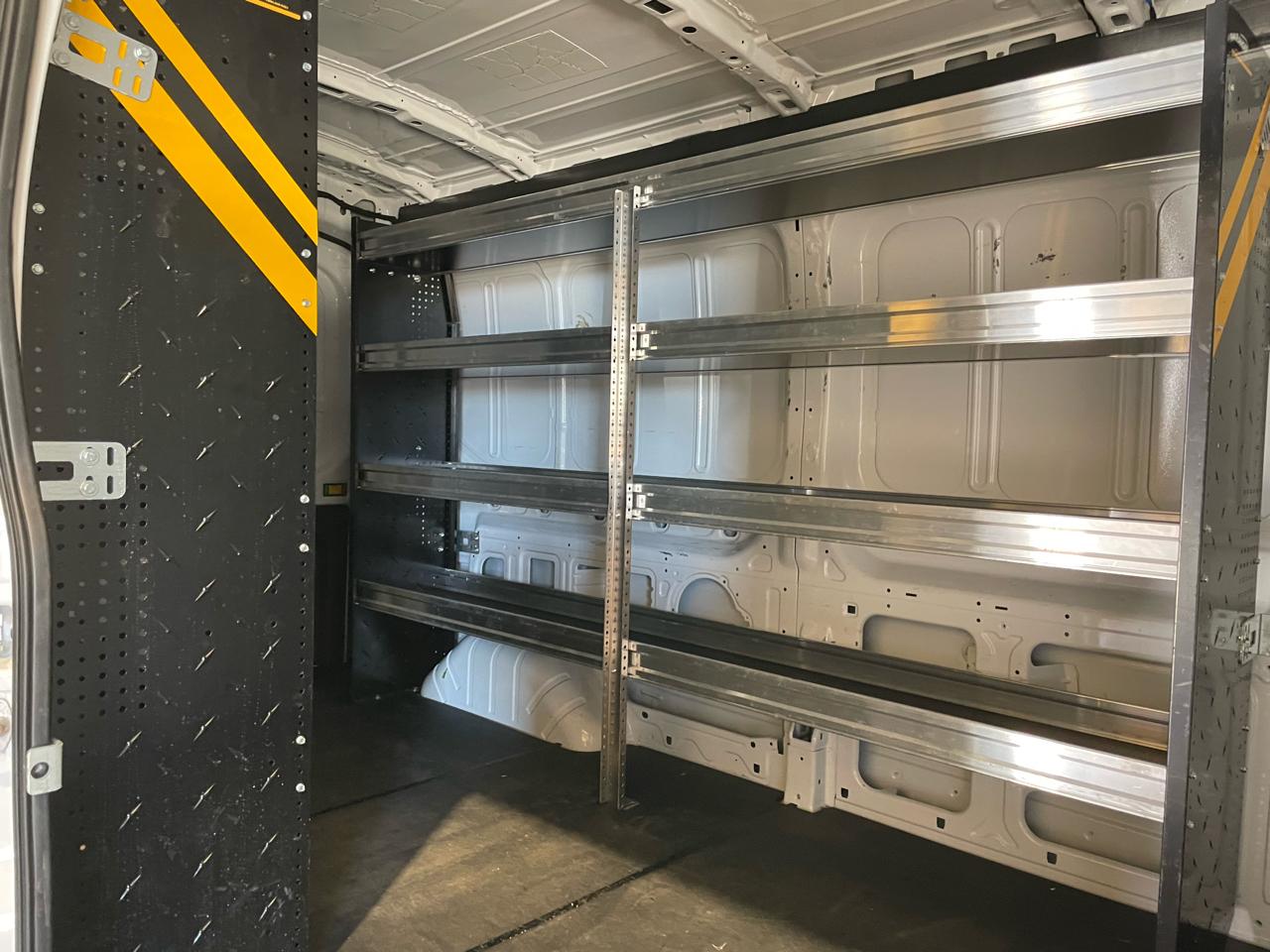 Ford Transit 250 Van Med. Roof w/Sliding Pass. 148-in. WB 2024