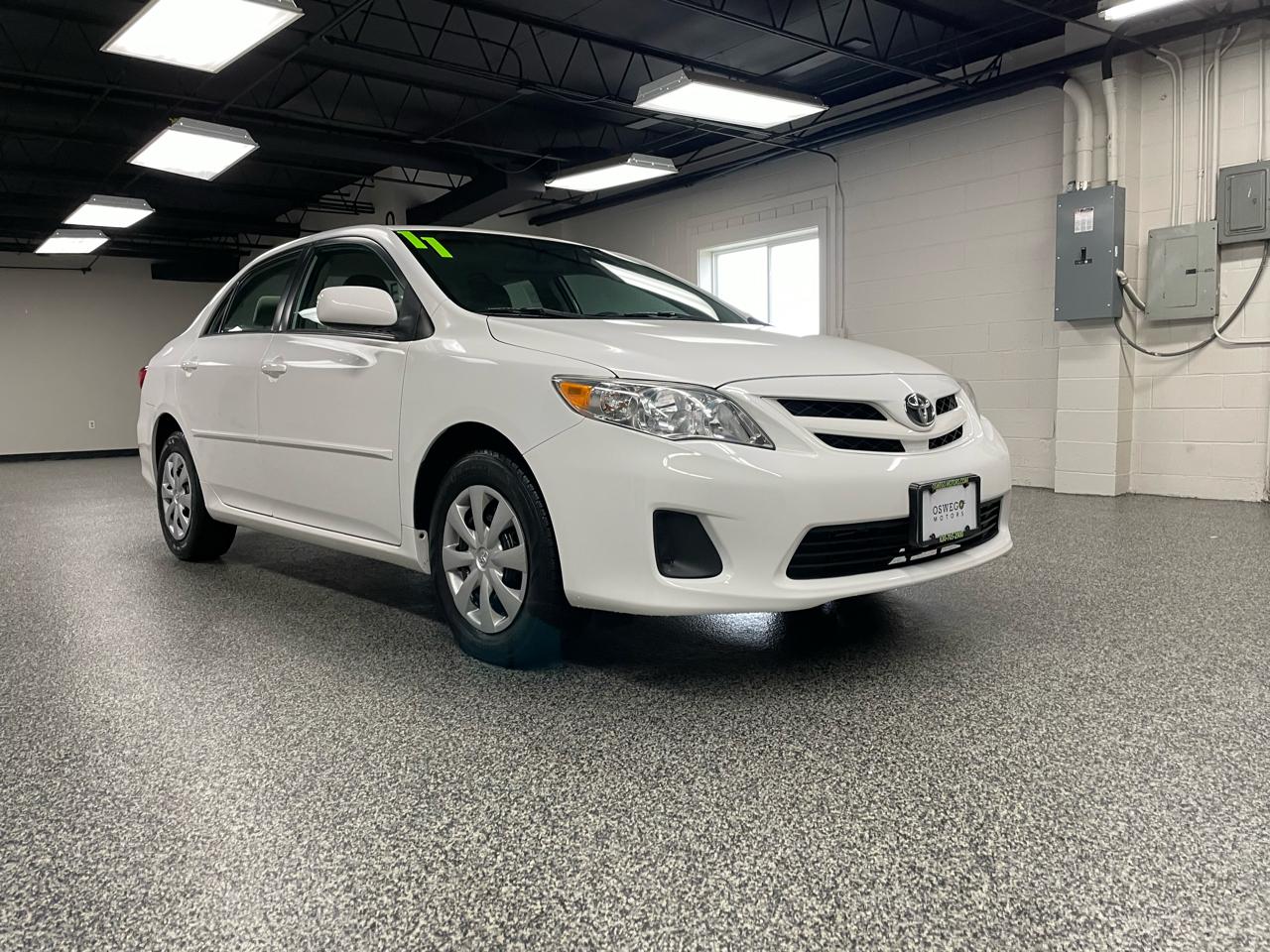 Toyota Corolla LE 2011