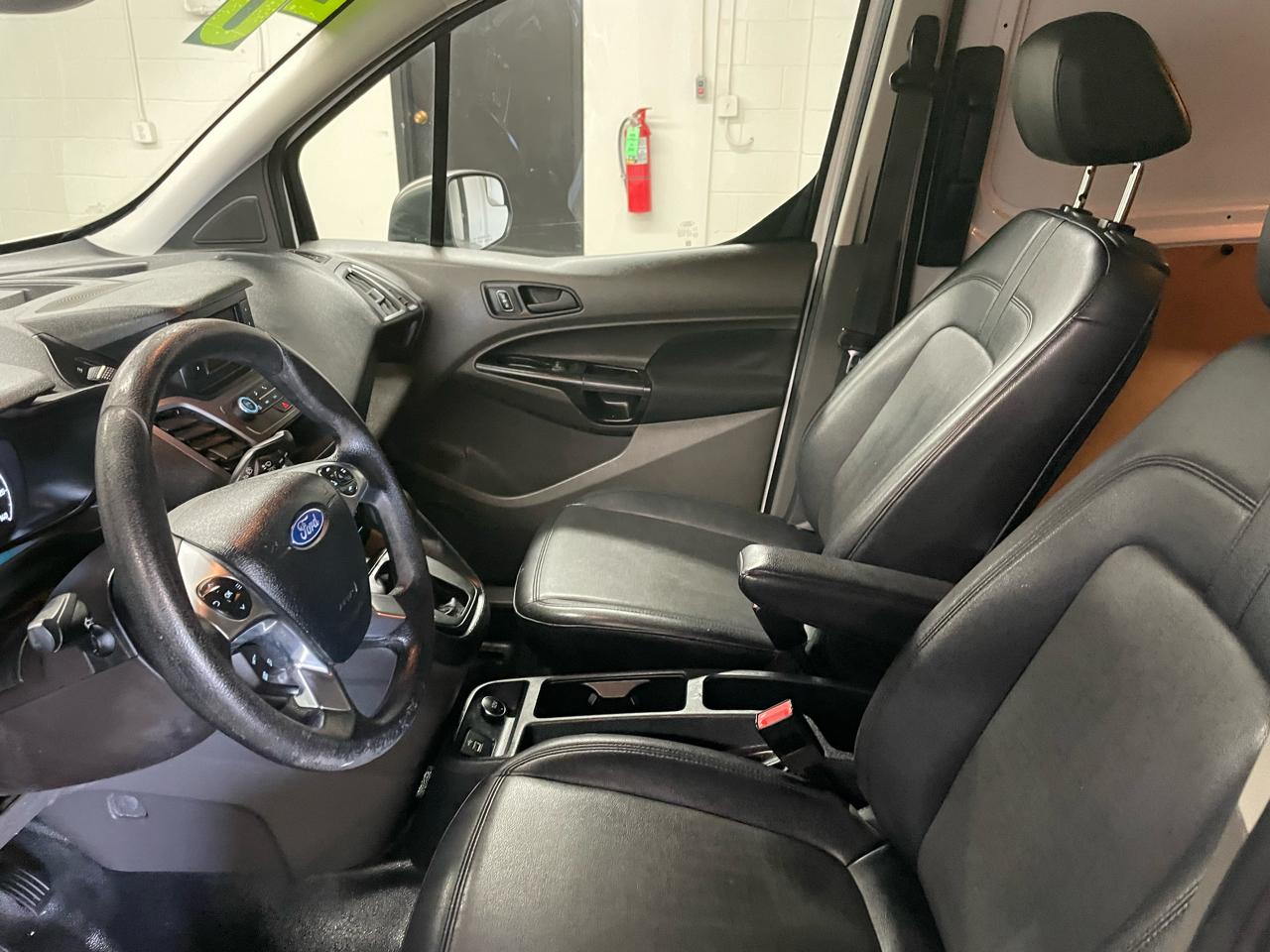 Ford Transit Connect Cargo Van XL LWB 2020