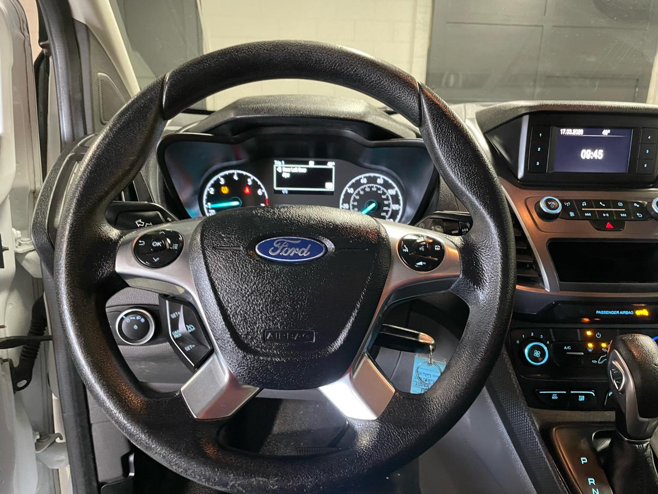 Ford Transit Connect Cargo Van XL LWB 2020