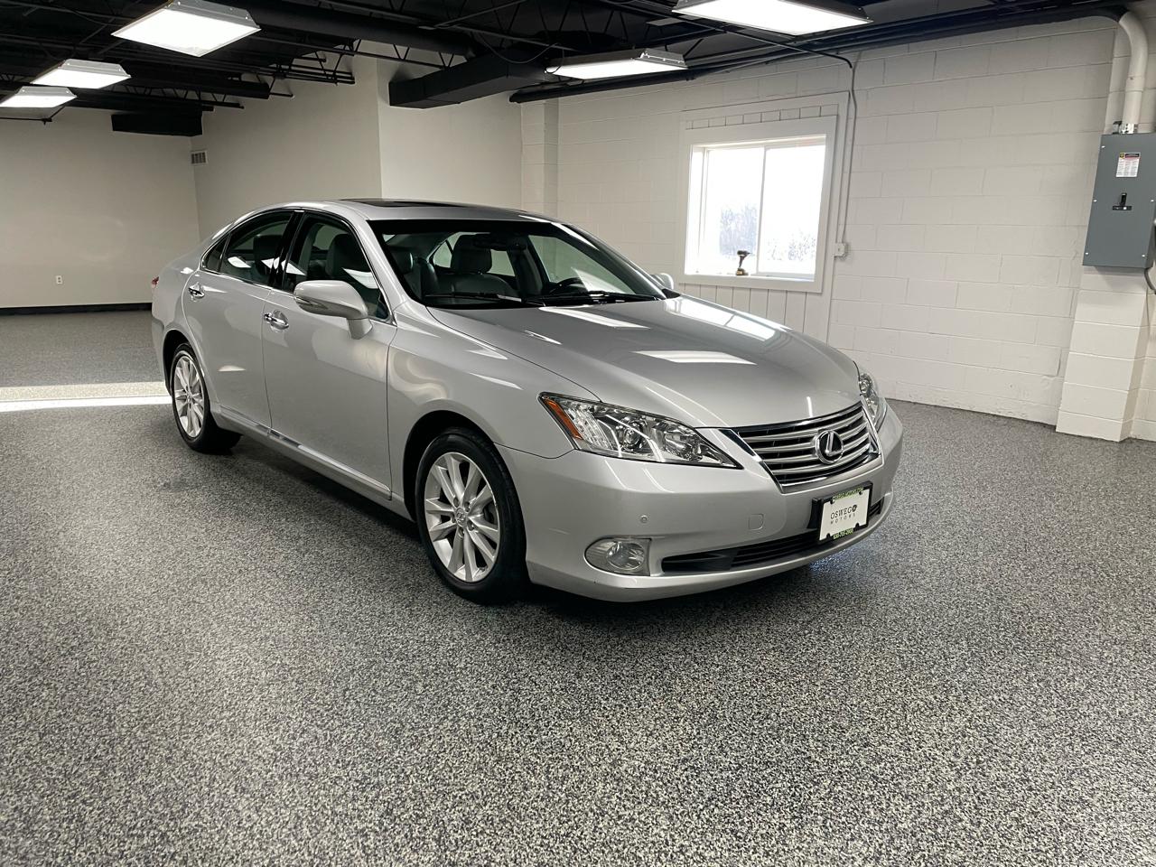 Lexus ES 350 Sedan 2011