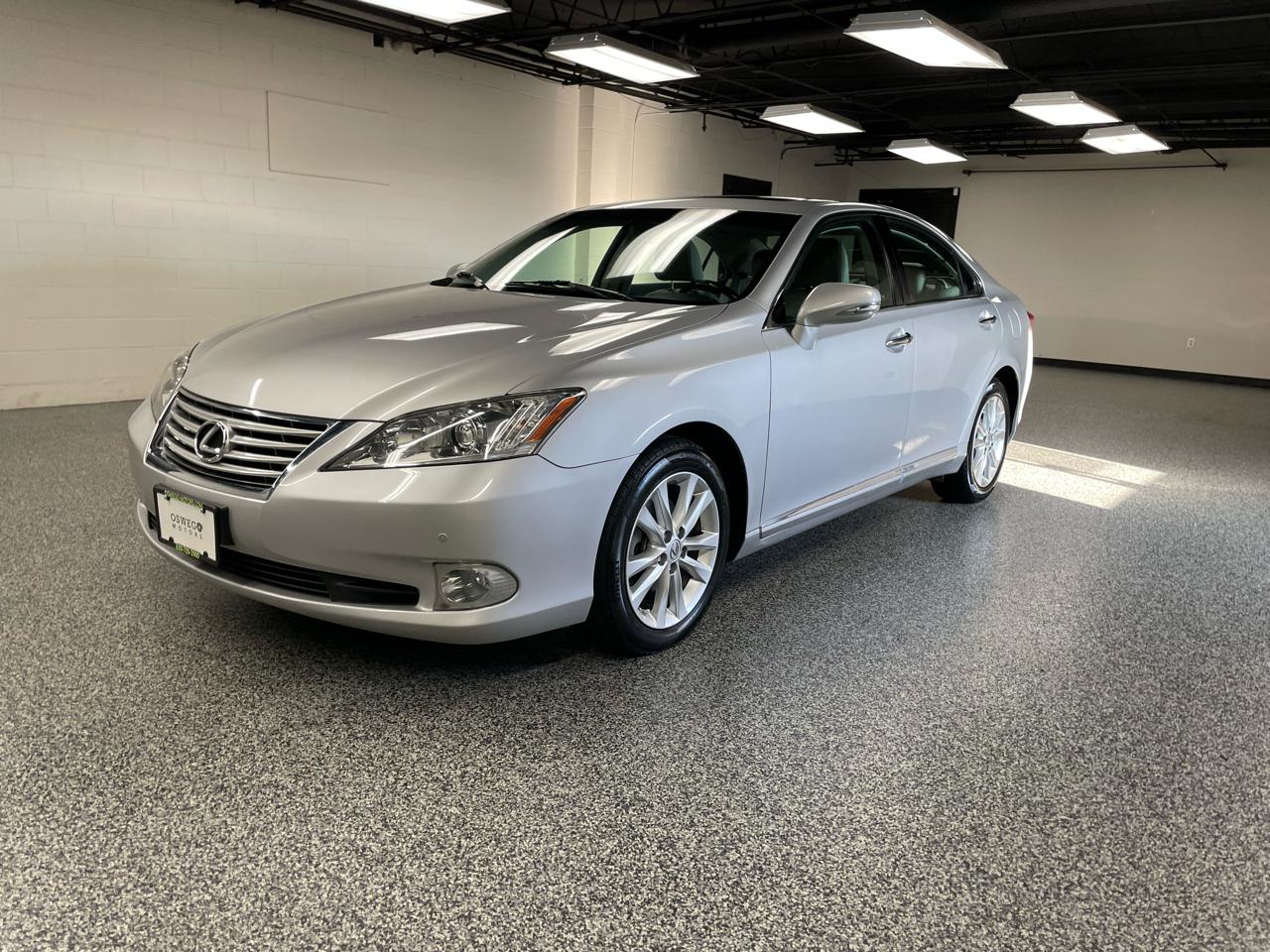 Lexus ES 350 Sedan 2011