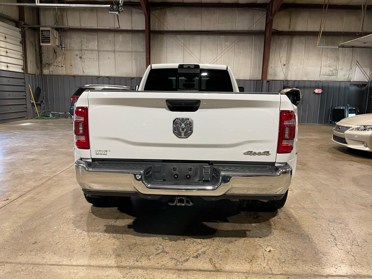RAM 3500 Tradesman Crew Cab 4WD DRW 2024