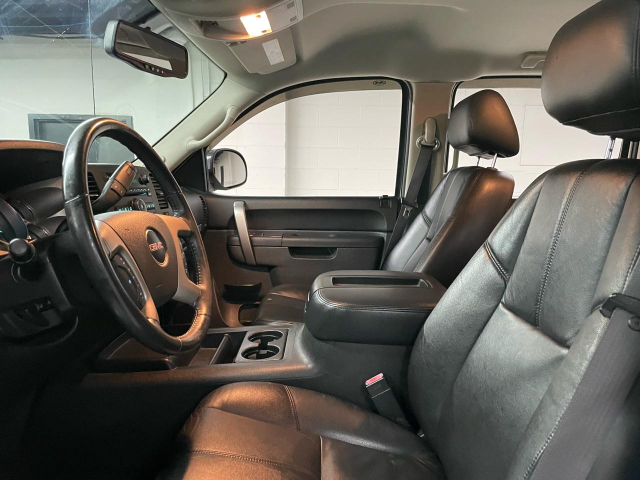 GMC Sierra 1500 SLE Crew Cab 4WD 2012