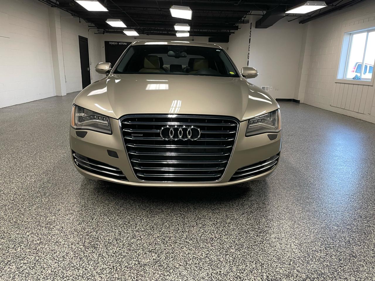 Audi A8 4.2 Quattro 2011