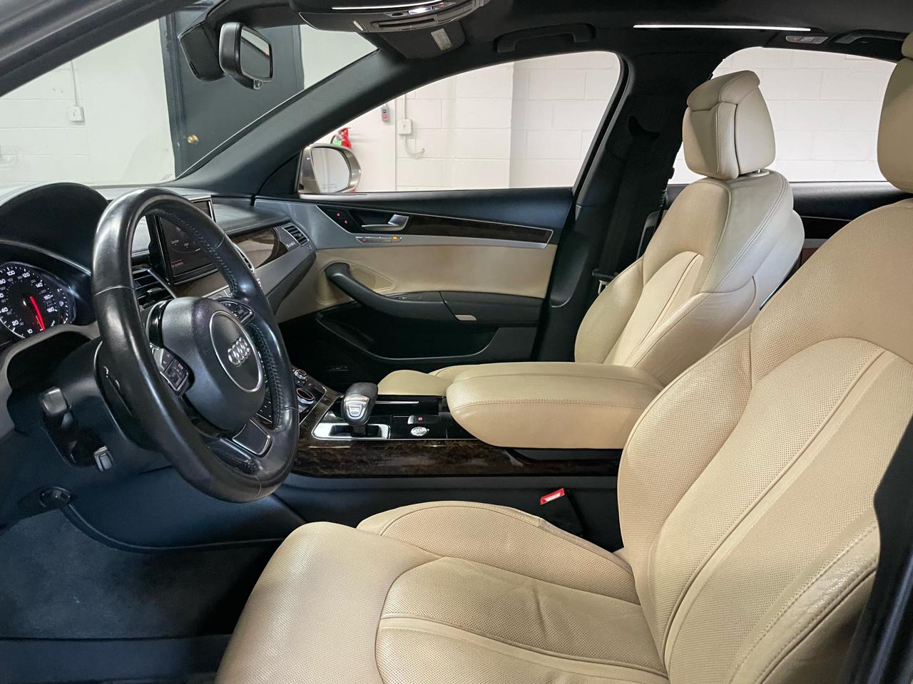 Audi A8 4.2 Quattro 2011