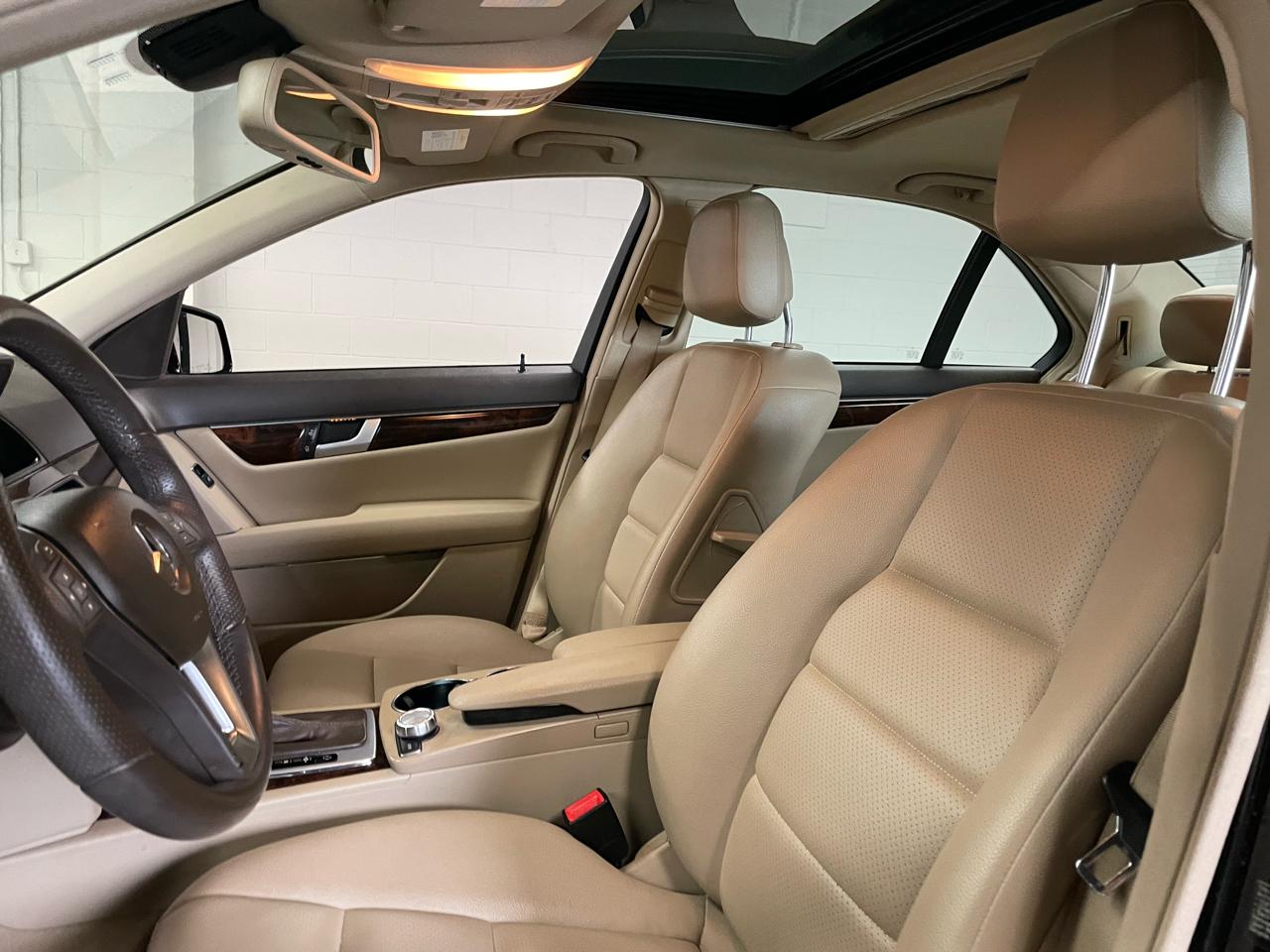 Mercedes-Benz C-Class C300 4MATIC Sport Sedan 2013