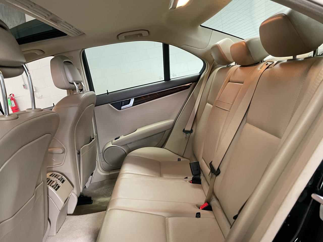 Mercedes-Benz C-Class C300 4MATIC Sport Sedan 2013