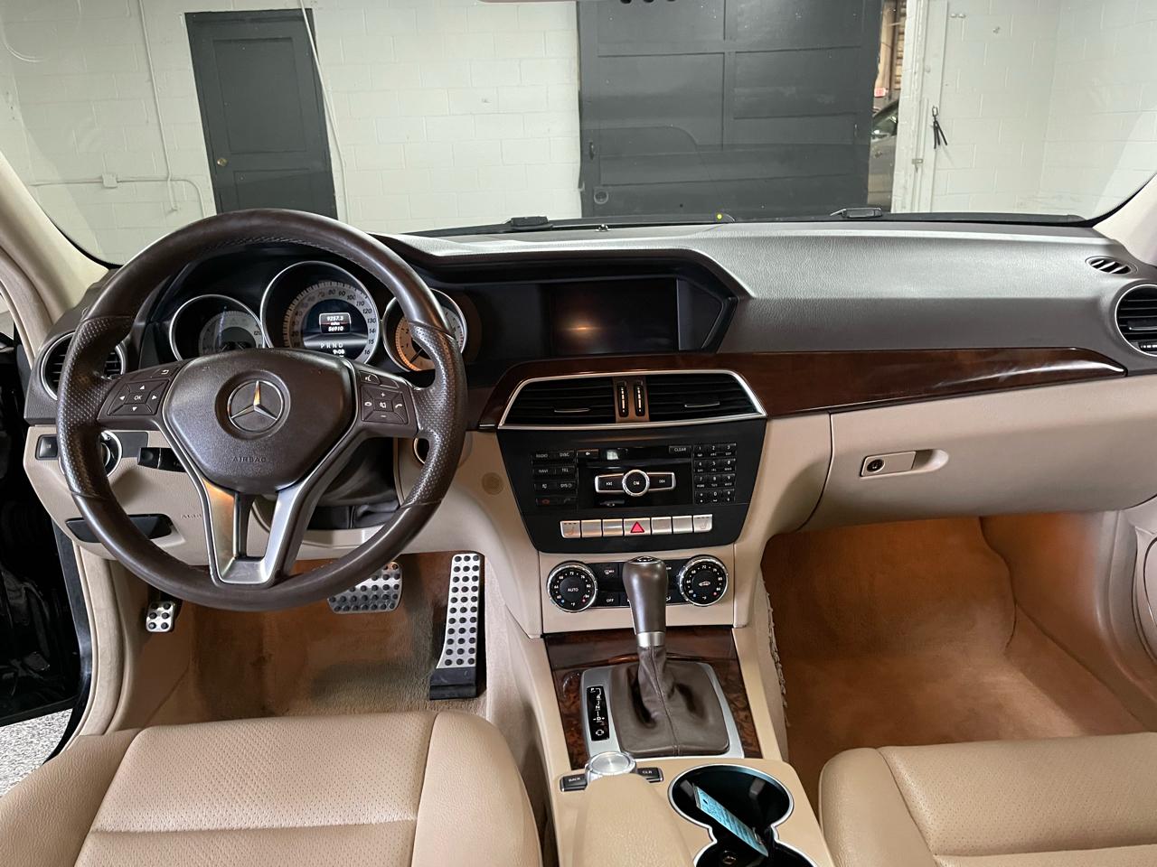 Mercedes-Benz C-Class C300 4MATIC Sport Sedan 2013