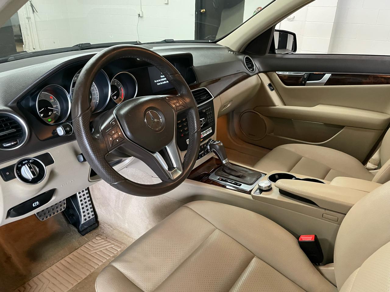 Mercedes-Benz C-Class C300 4MATIC Sport Sedan 2013