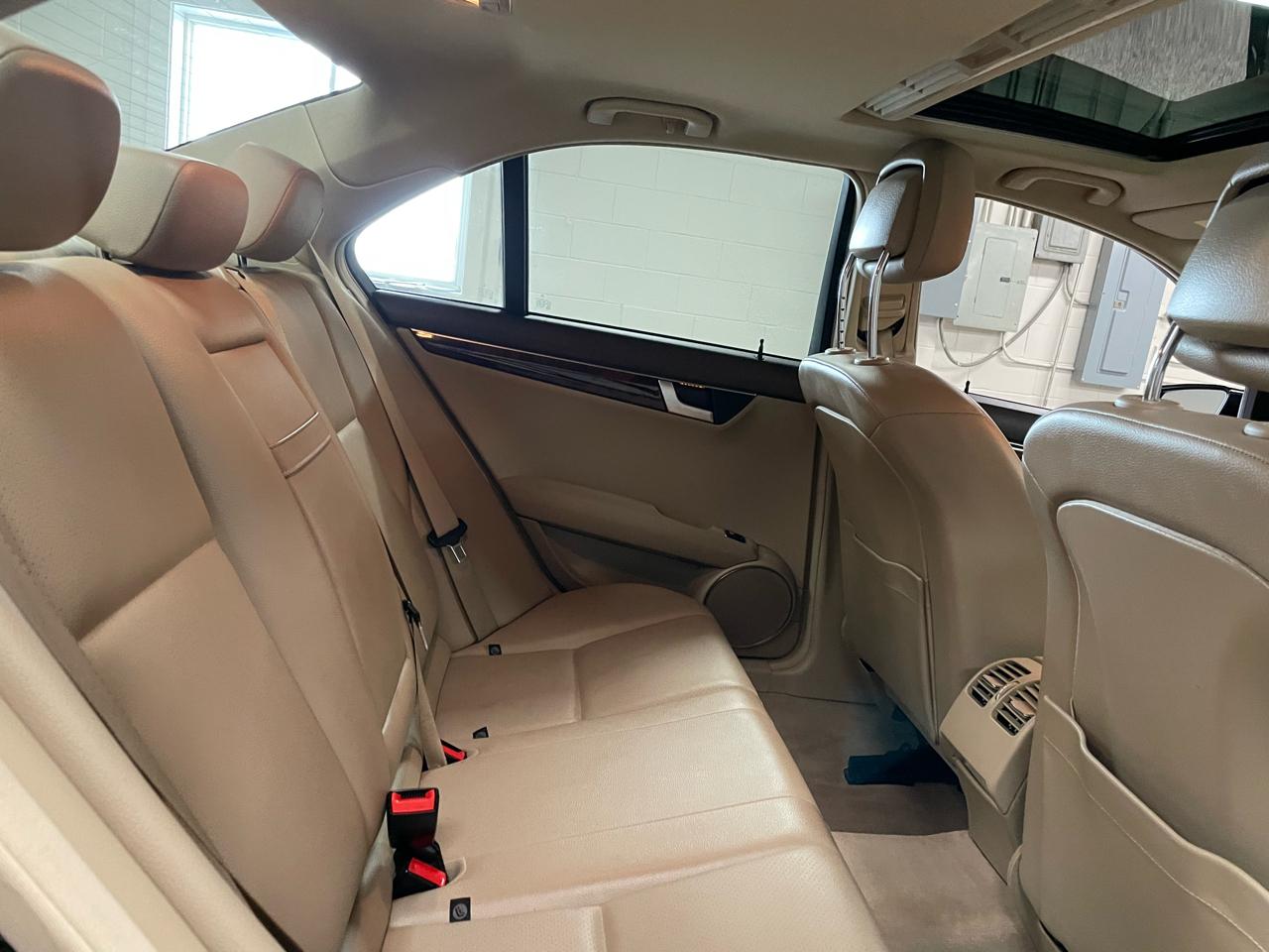 Mercedes-Benz C-Class C300 4MATIC Sport Sedan 2013