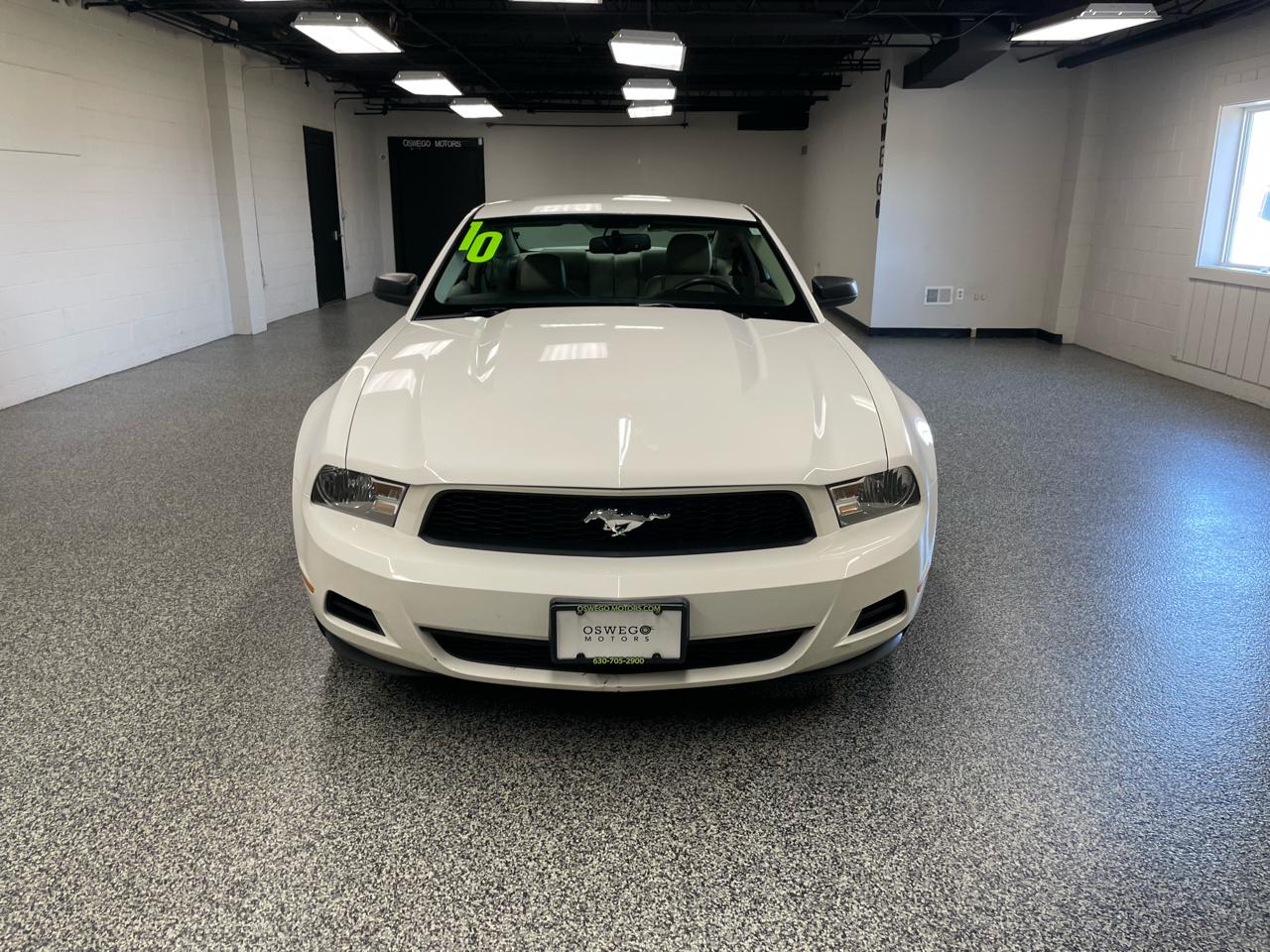 Ford Mustang V6 Coupe 2010