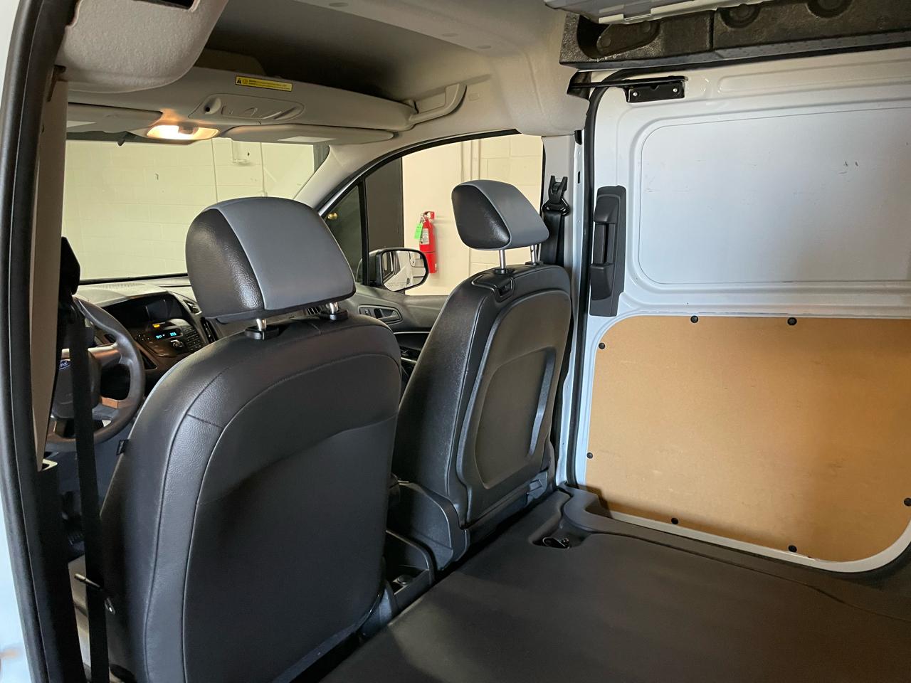 Ford Transit Connect Cargo Van XL SWB 2017