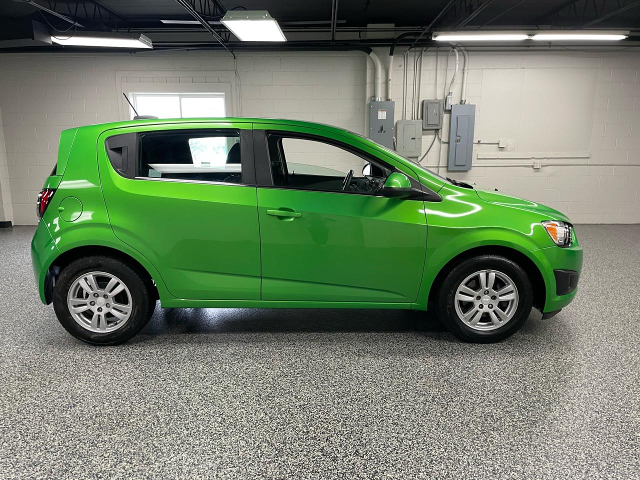 Chevrolet Sonic LT 2015