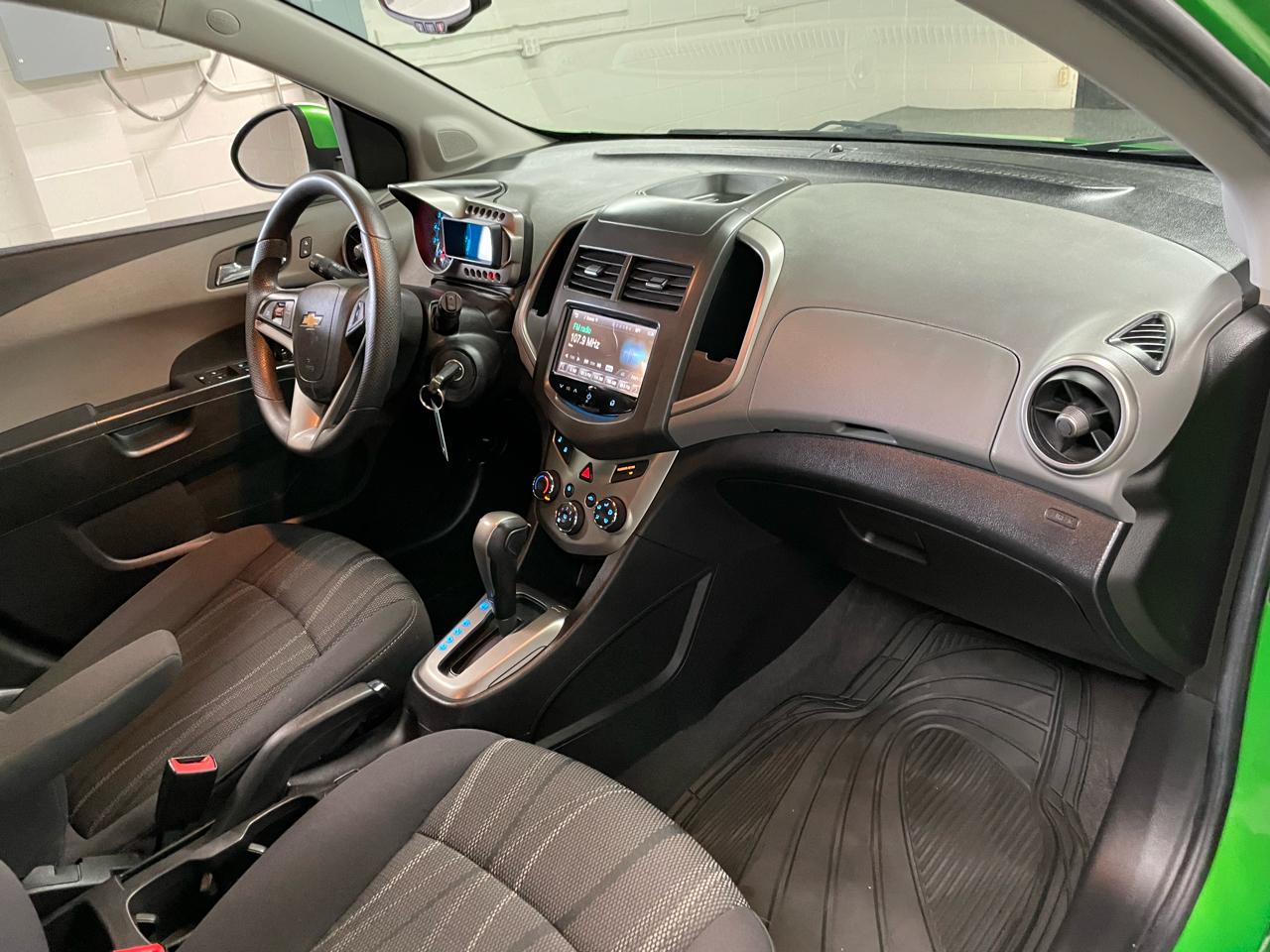 Chevrolet Sonic LT 2015