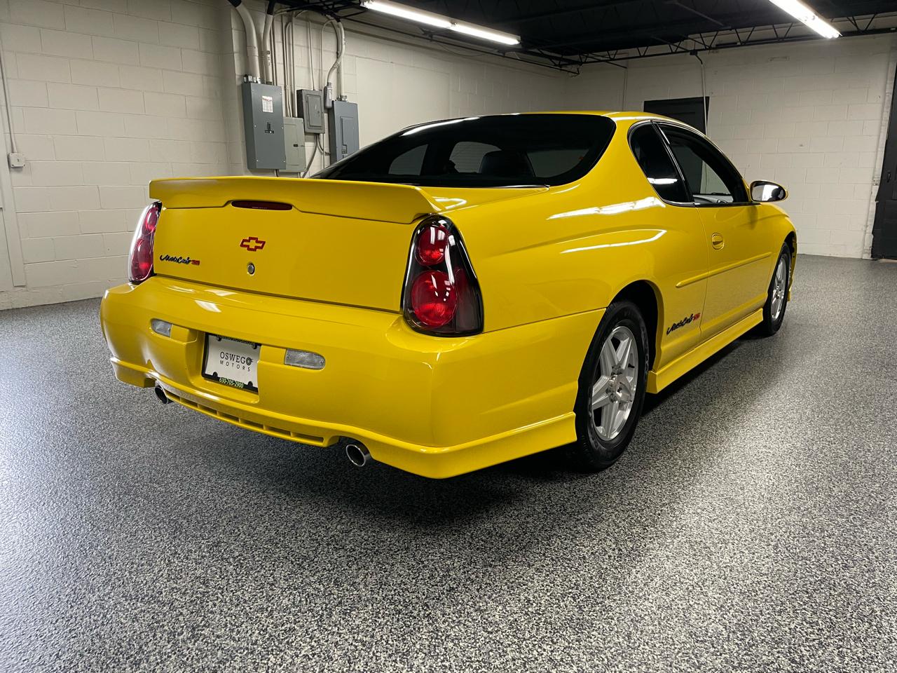 Chevrolet Monte Carlo 2dr Cpe SS 2003