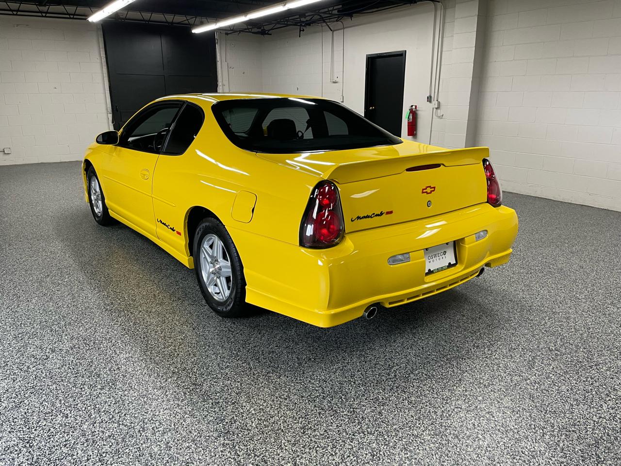 Chevrolet Monte Carlo 2dr Cpe SS 2003