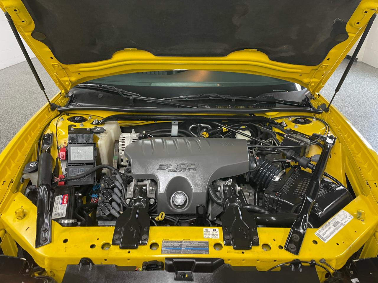 Chevrolet Monte Carlo 2dr Cpe SS 2003