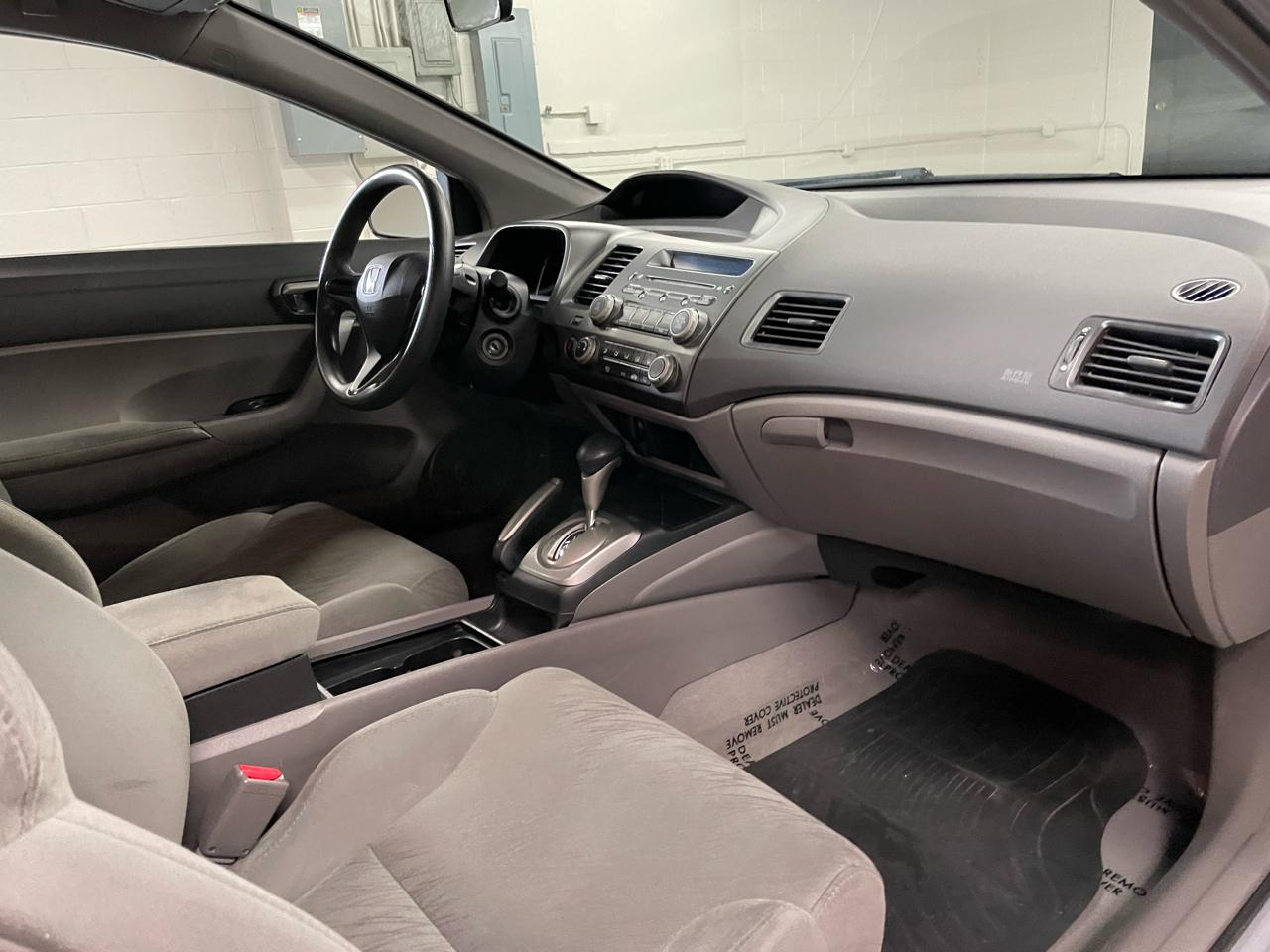 Honda Civic LX Coupe AT 2008