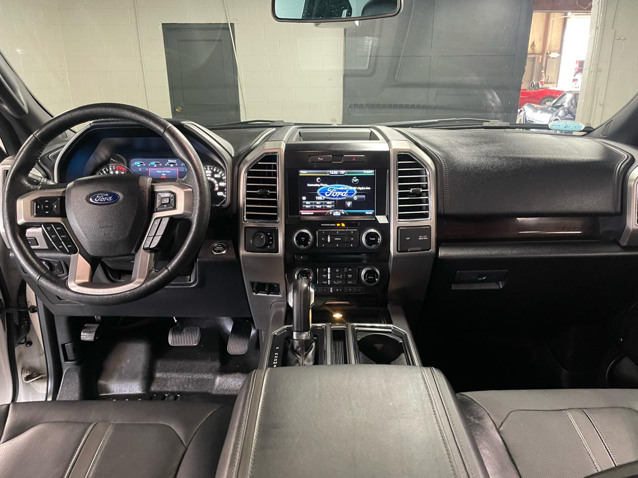 Ford F-150 Platinum SuperCrew 6.5-ft. Bed 4WD 2015