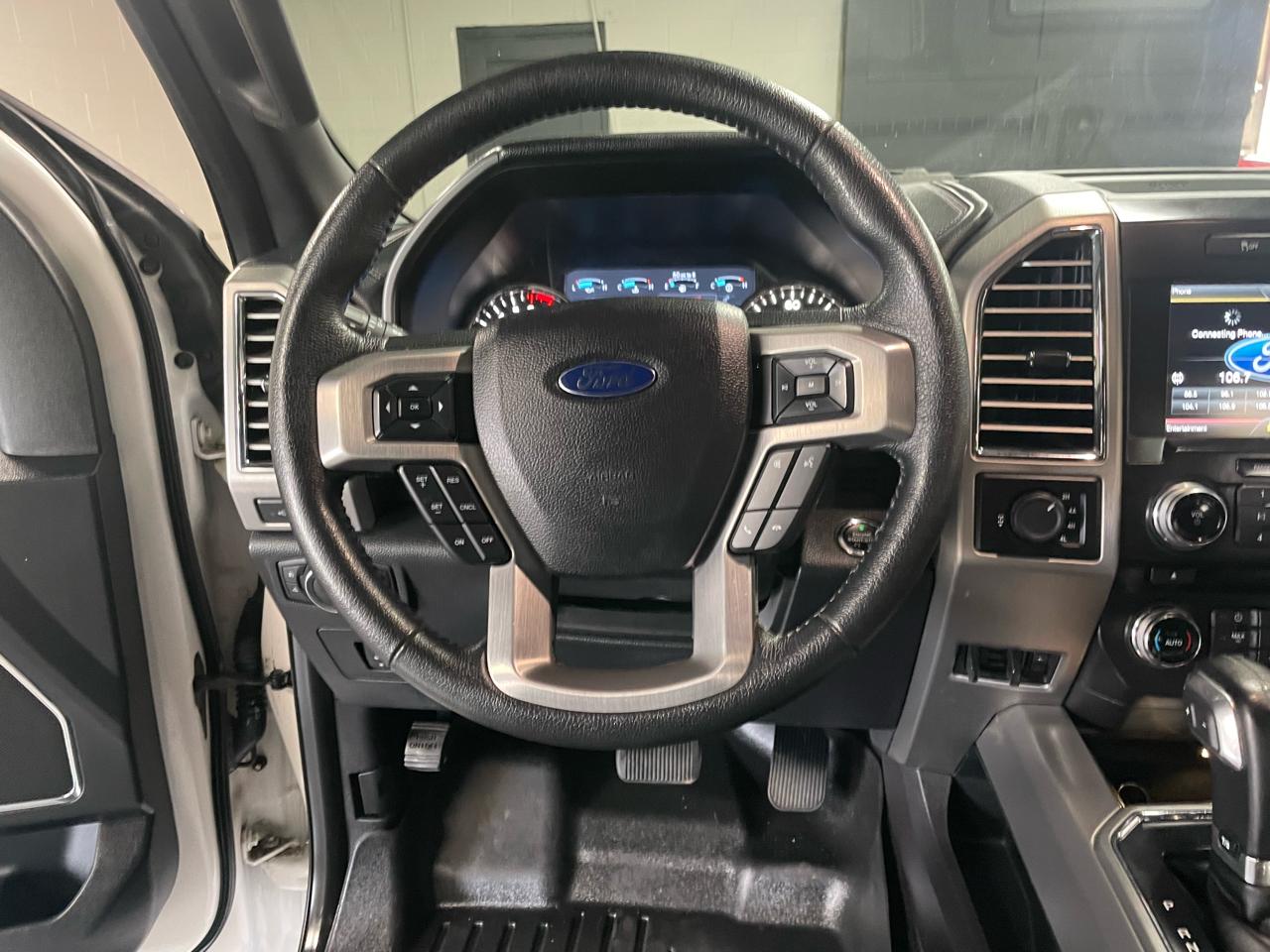 Ford F-150 Platinum SuperCrew 6.5-ft. Bed 4WD 2015