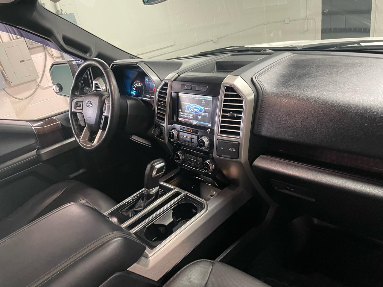 Ford F-150 Platinum SuperCrew 6.5-ft. Bed 4WD 2015