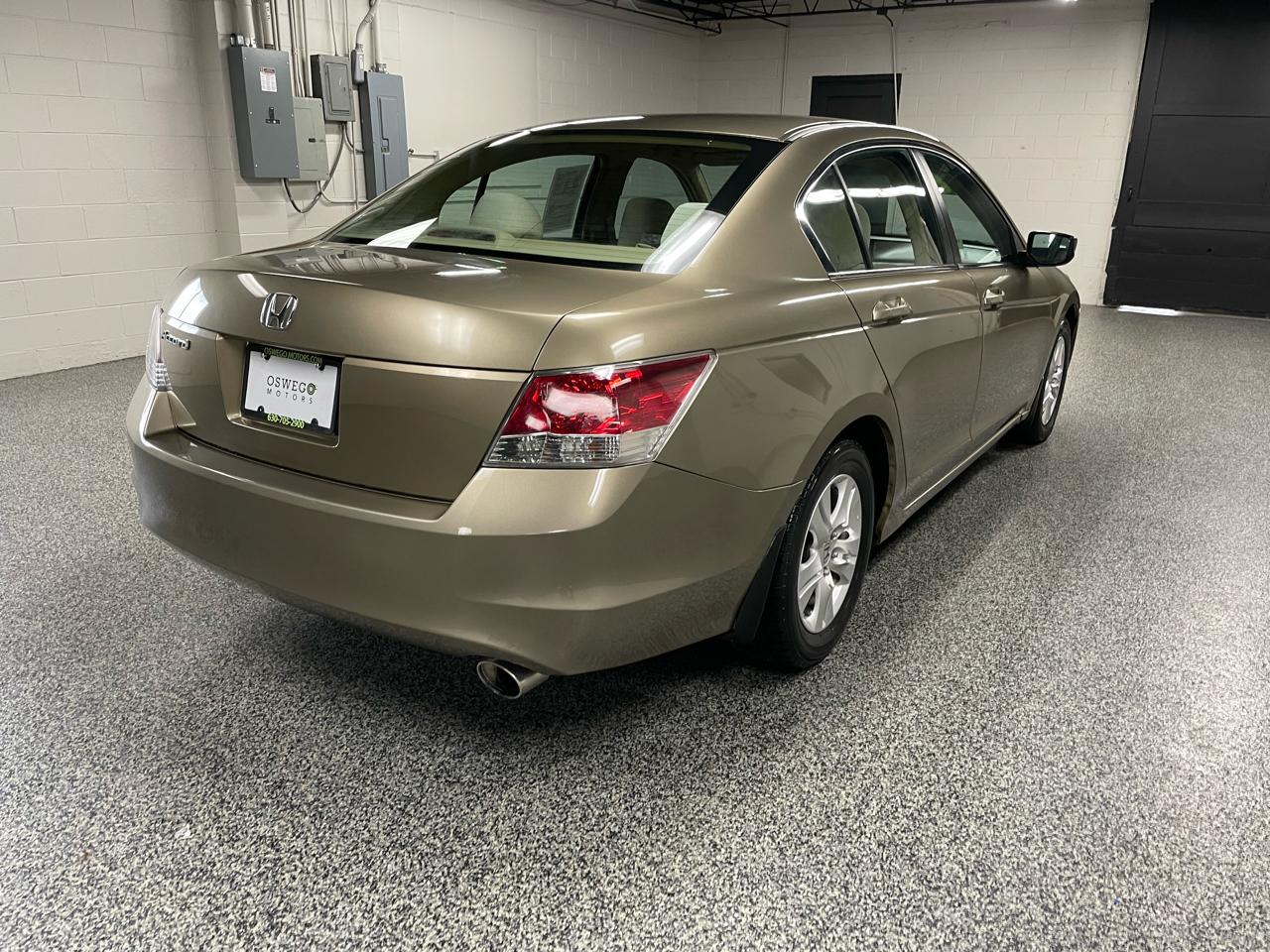 Honda Accord LX-P Sedan AT 2008