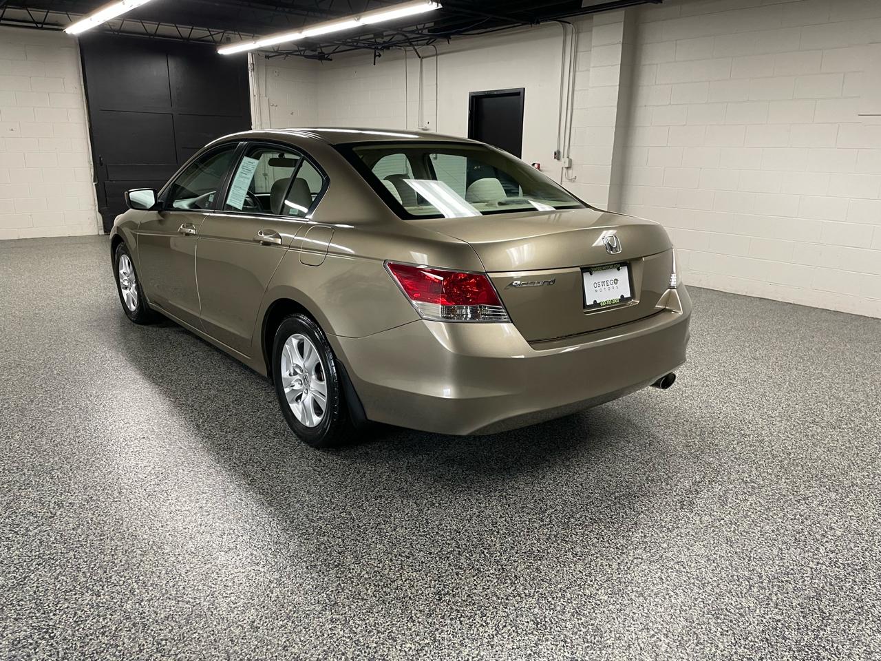 Honda Accord LX-P Sedan AT 2008