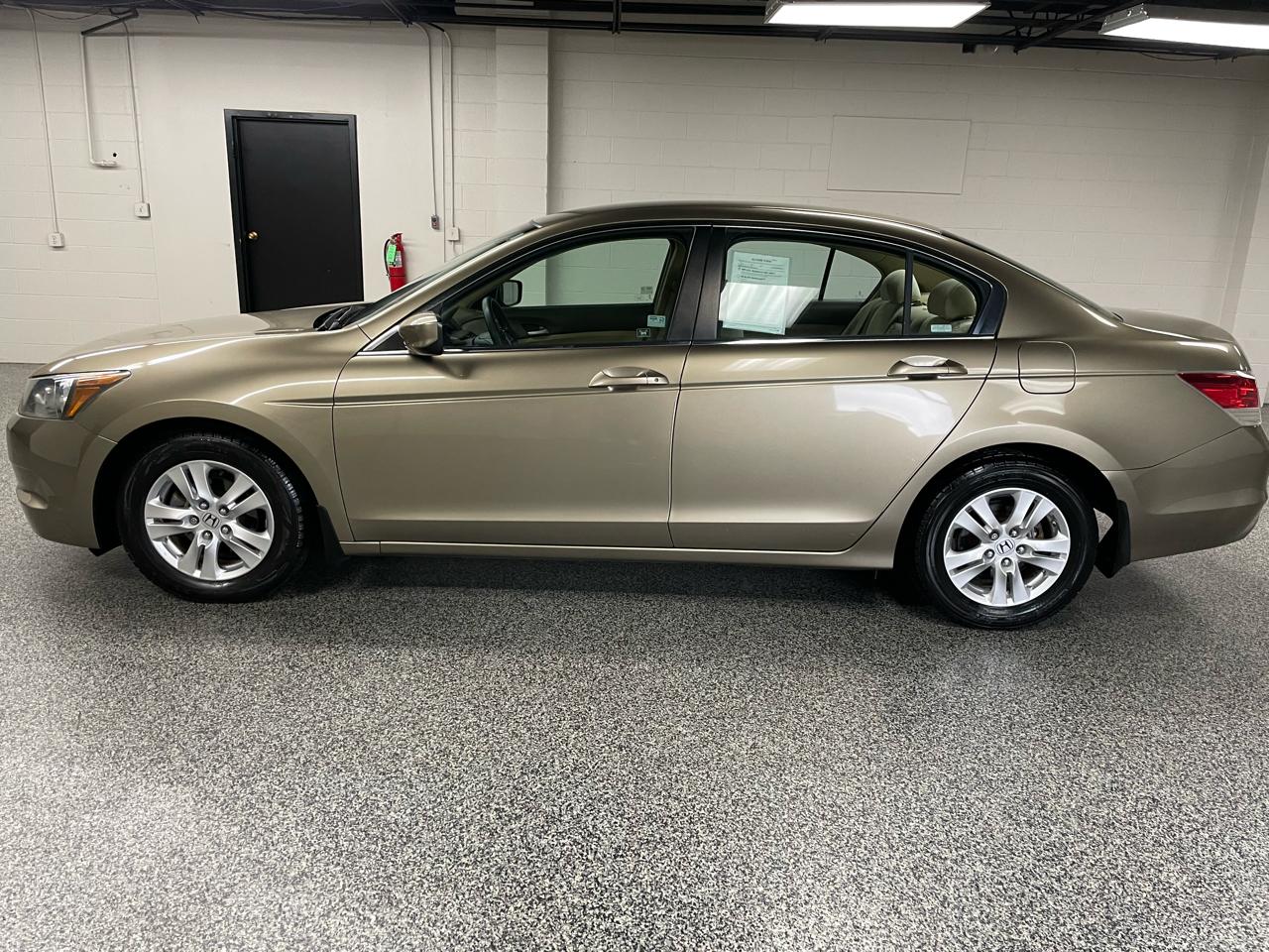 Honda Accord LX-P Sedan AT 2008