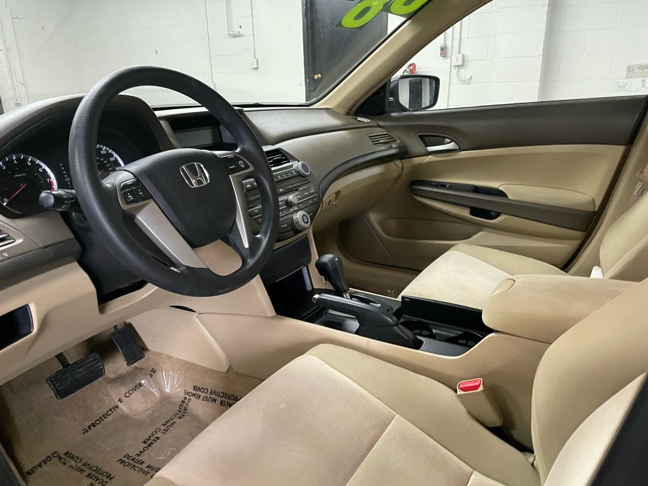 Honda Accord LX-P Sedan AT 2008