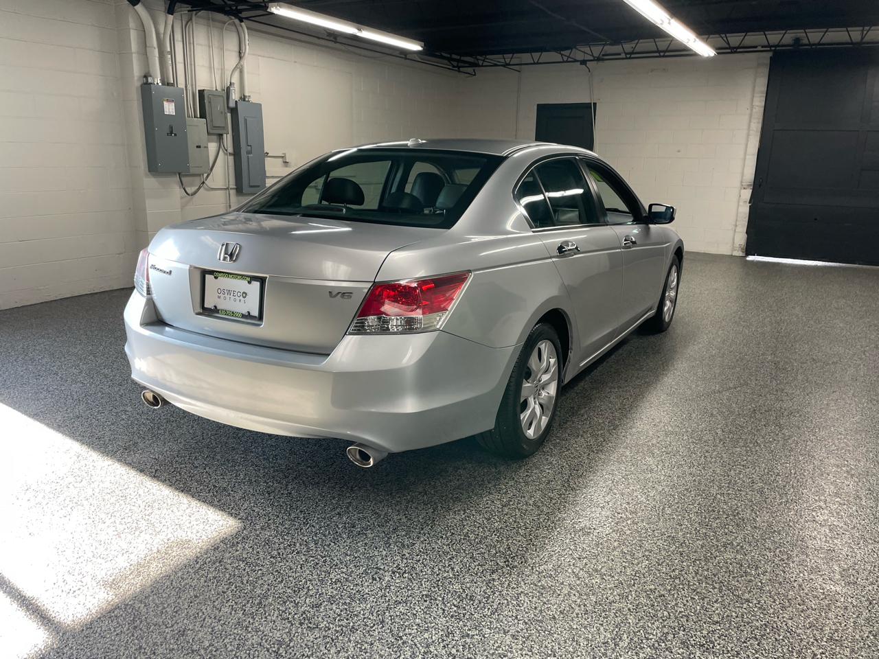 Honda Accord EX-L V-6 Sedan AT 2010