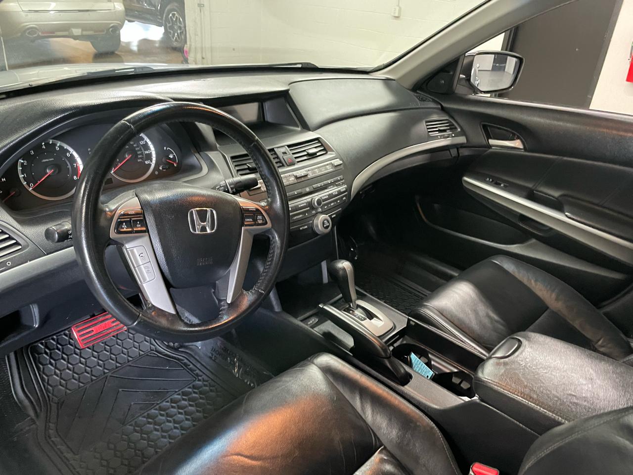 Honda Accord EX-L V-6 Sedan AT 2010