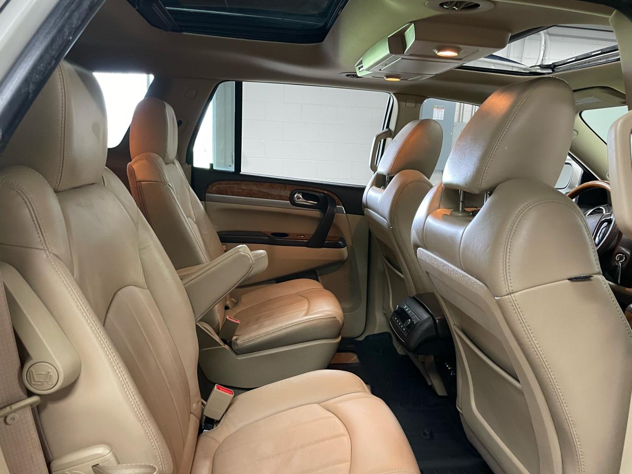 Buick Enclave CXL AWD 2011