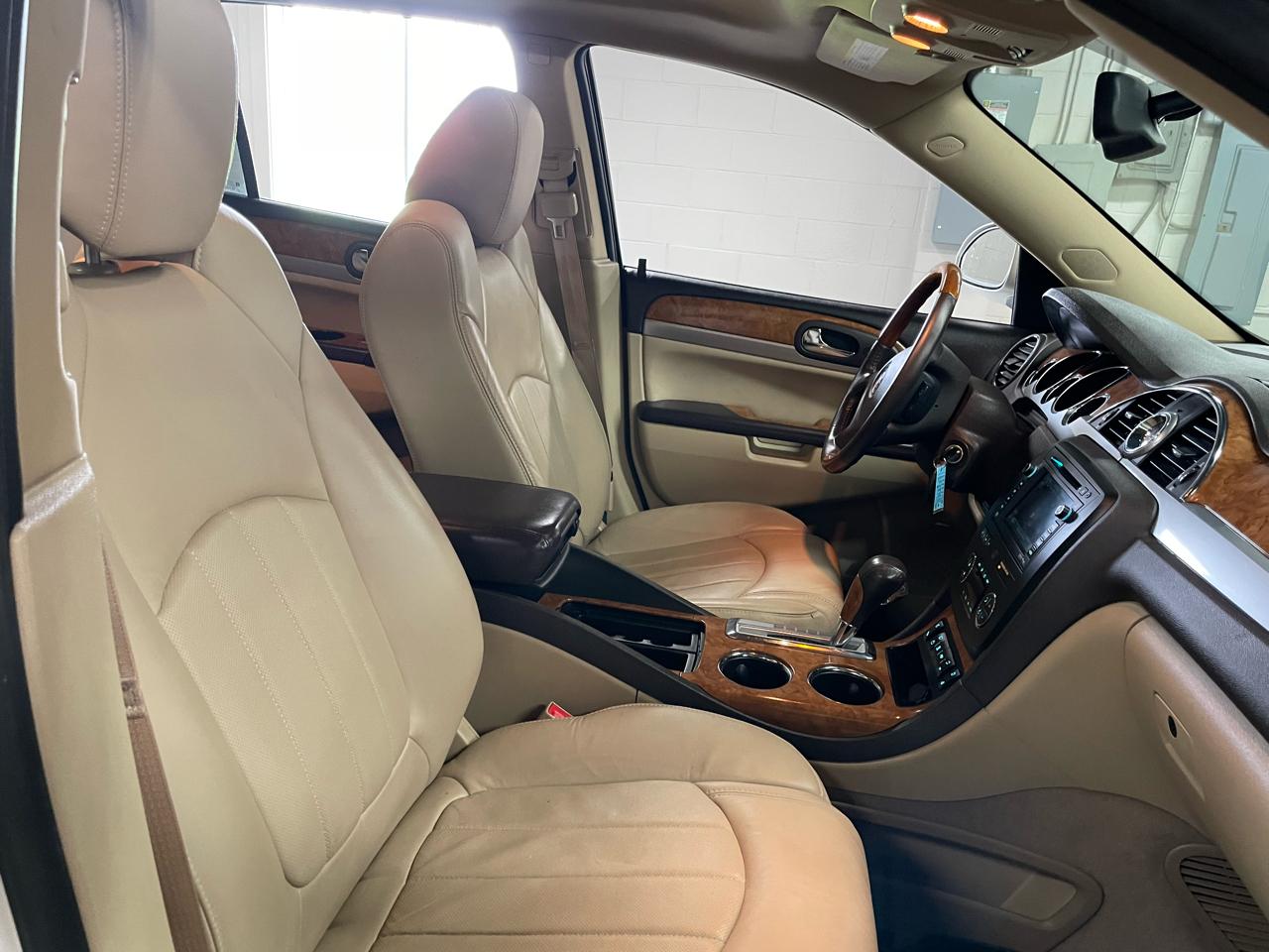 Buick Enclave CXL AWD 2011