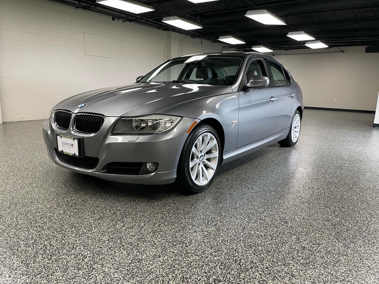 BMW 3-Series 328i xDrive 2011