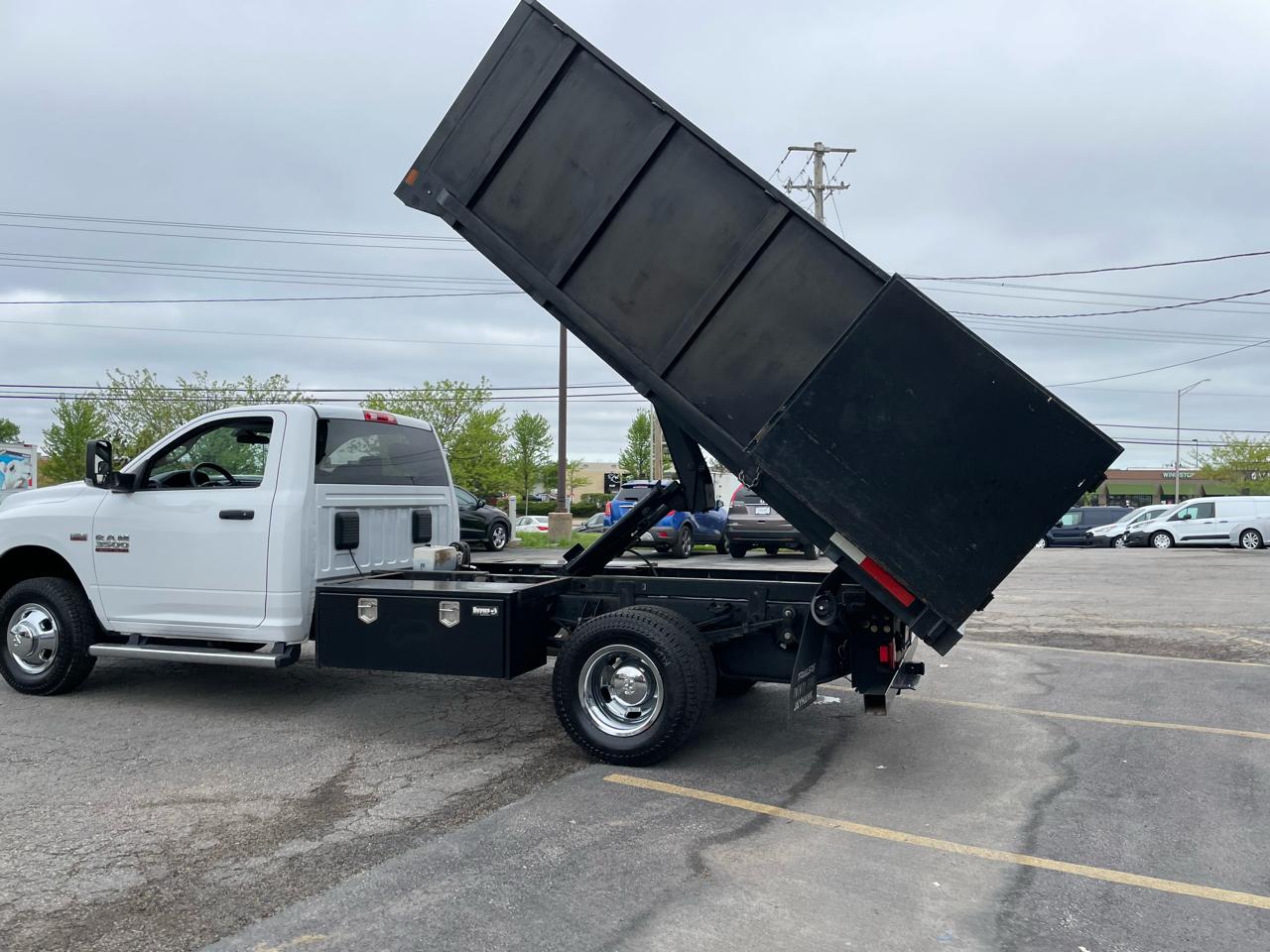 RAM 3500 Regular Cab 4WD LWB DRW 2018