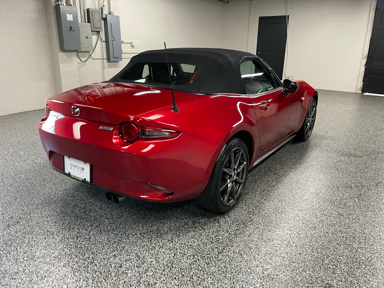 Mazda MX-5 Miata Grand Touring 2016