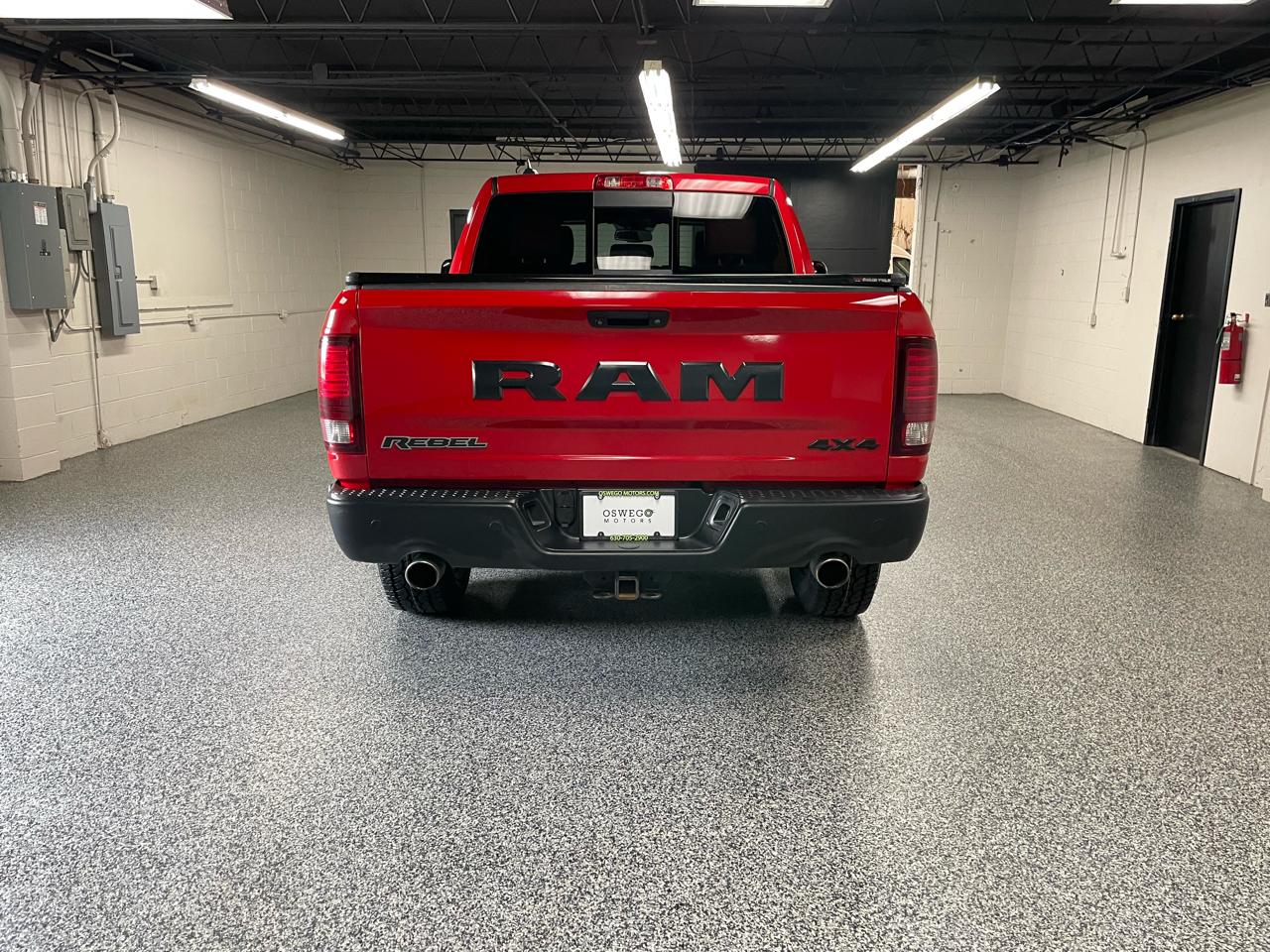 RAM 1500 Rebel Crew Cab 4WD 2016