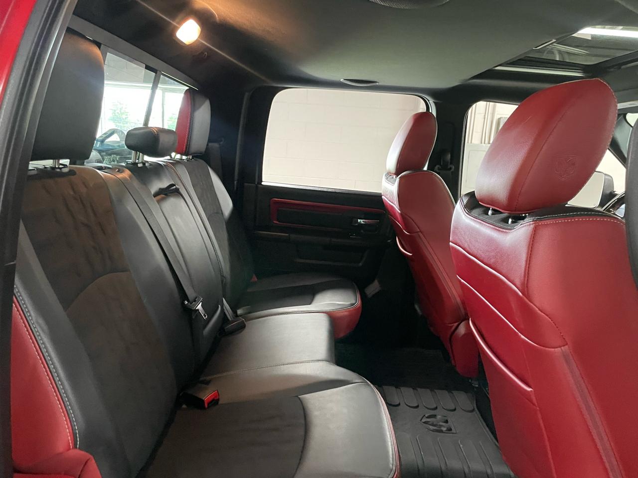 RAM 1500 Rebel Crew Cab 4WD 2016