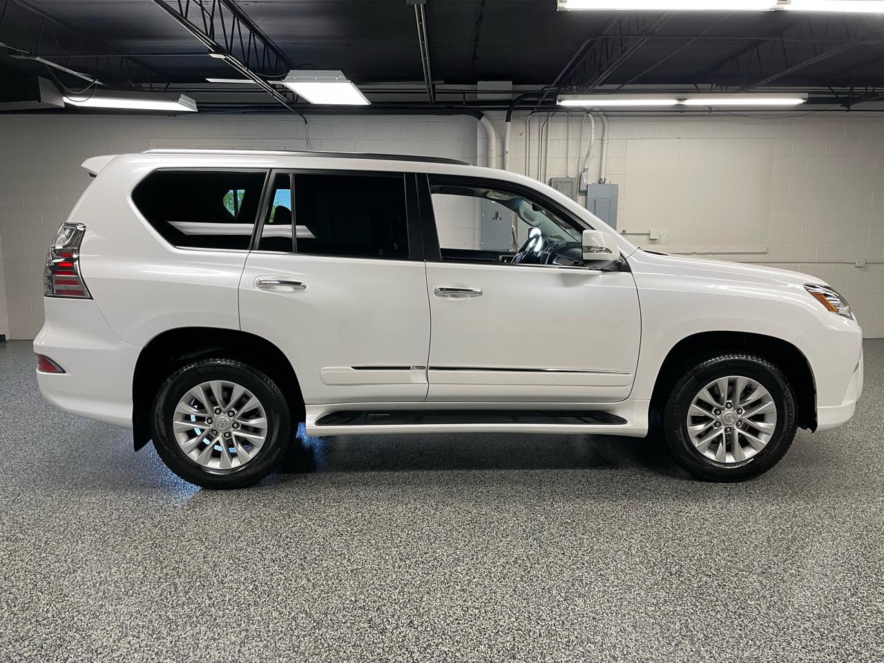 Lexus GX 460 Premium 4D SUV 4WD 2018
