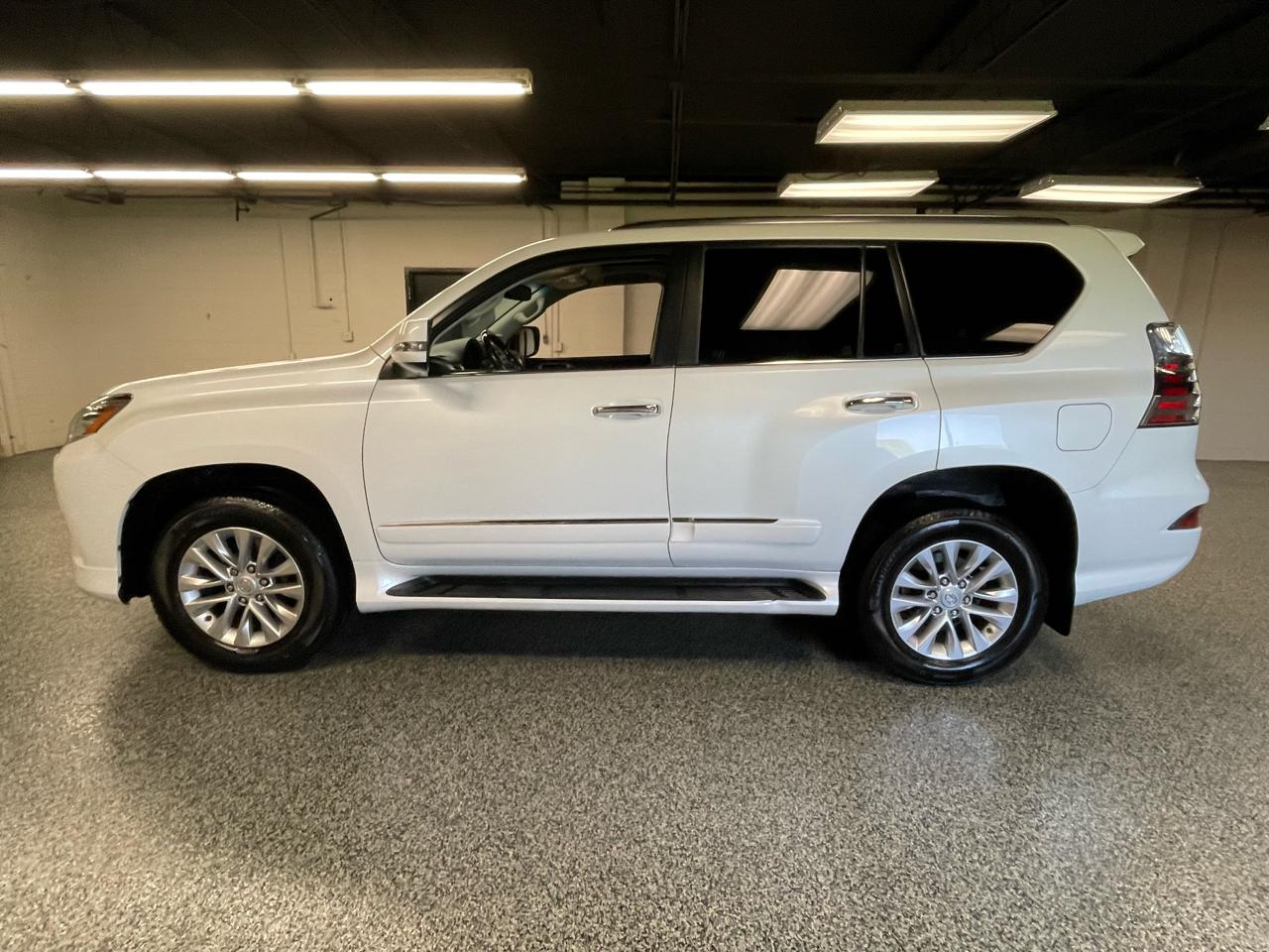 Lexus GX 460 Premium 4D SUV 4WD 2018
